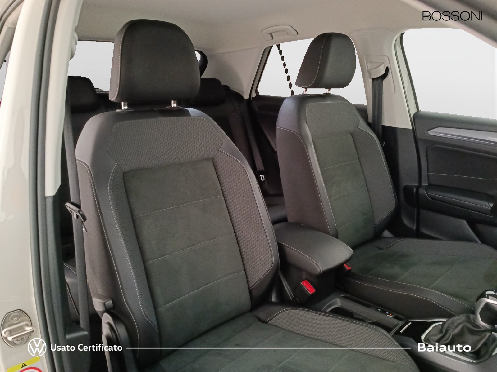 20 - Volkswagen T-Roc 1.5 tsi act style dsg