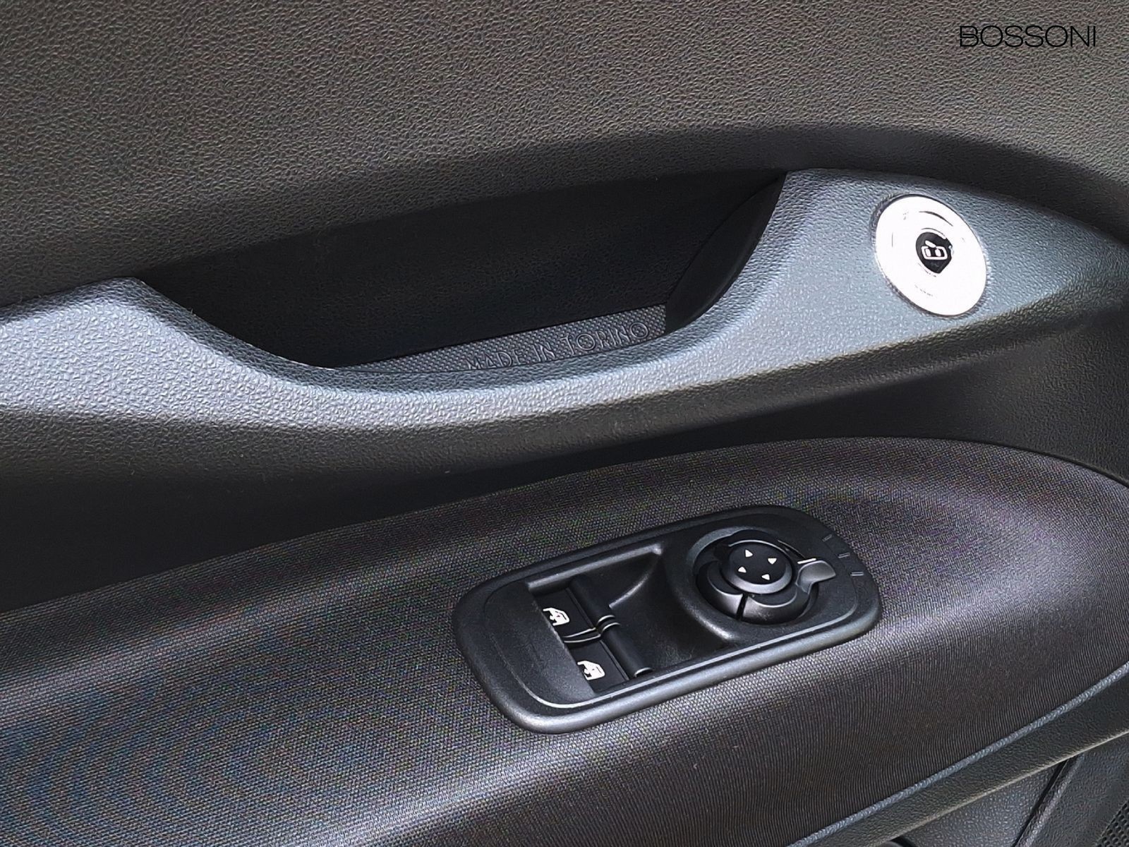 18 - Fiat 500 1.0 hybrid icon