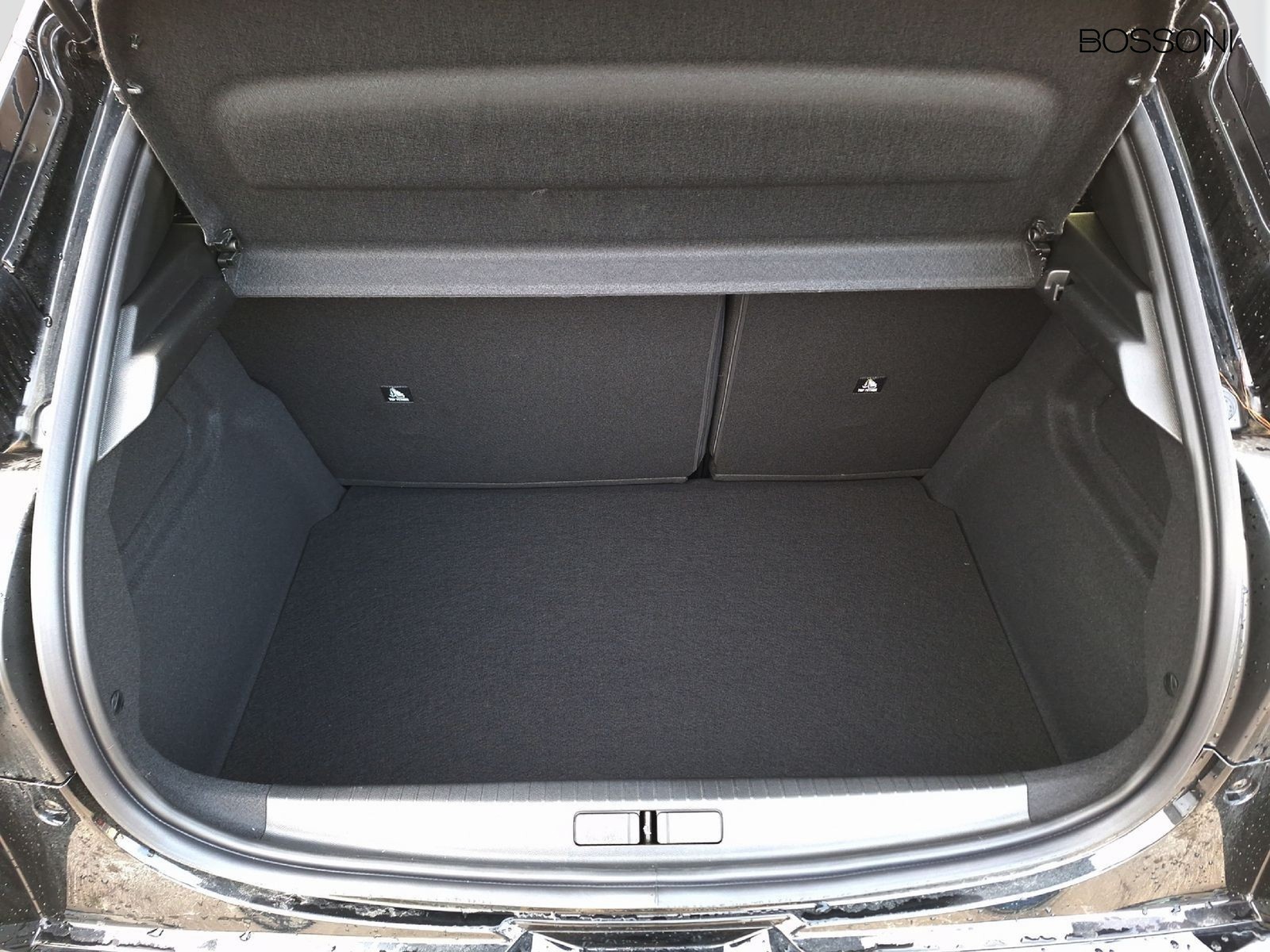 6 - Lancia Ypsilon 1.2 mhev 110cv lx e-dct