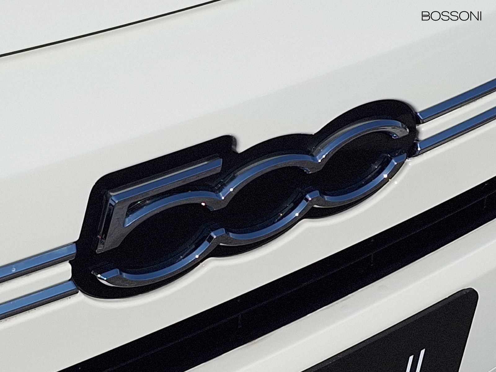 24 - Fiat 500 1.0 hybrid icon