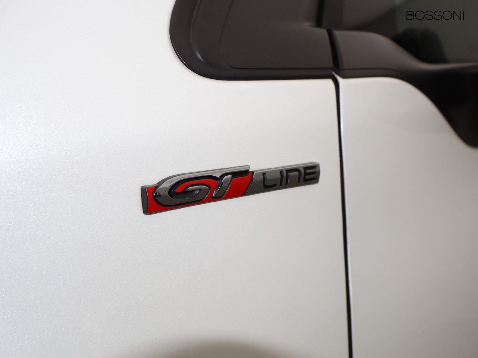 18 - Peugeot 2008 1.2 puretech turbo 110cv gt line eat6 s&s my19