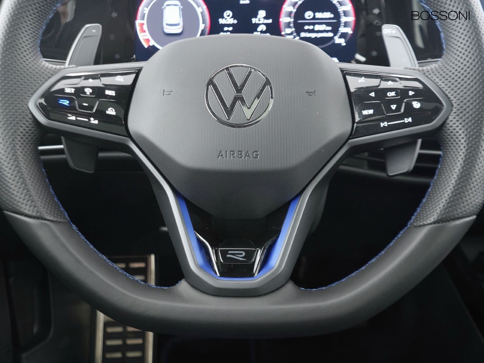 15 - Volkswagen Golf 2.0 tsi 333cv r 4motion dsg