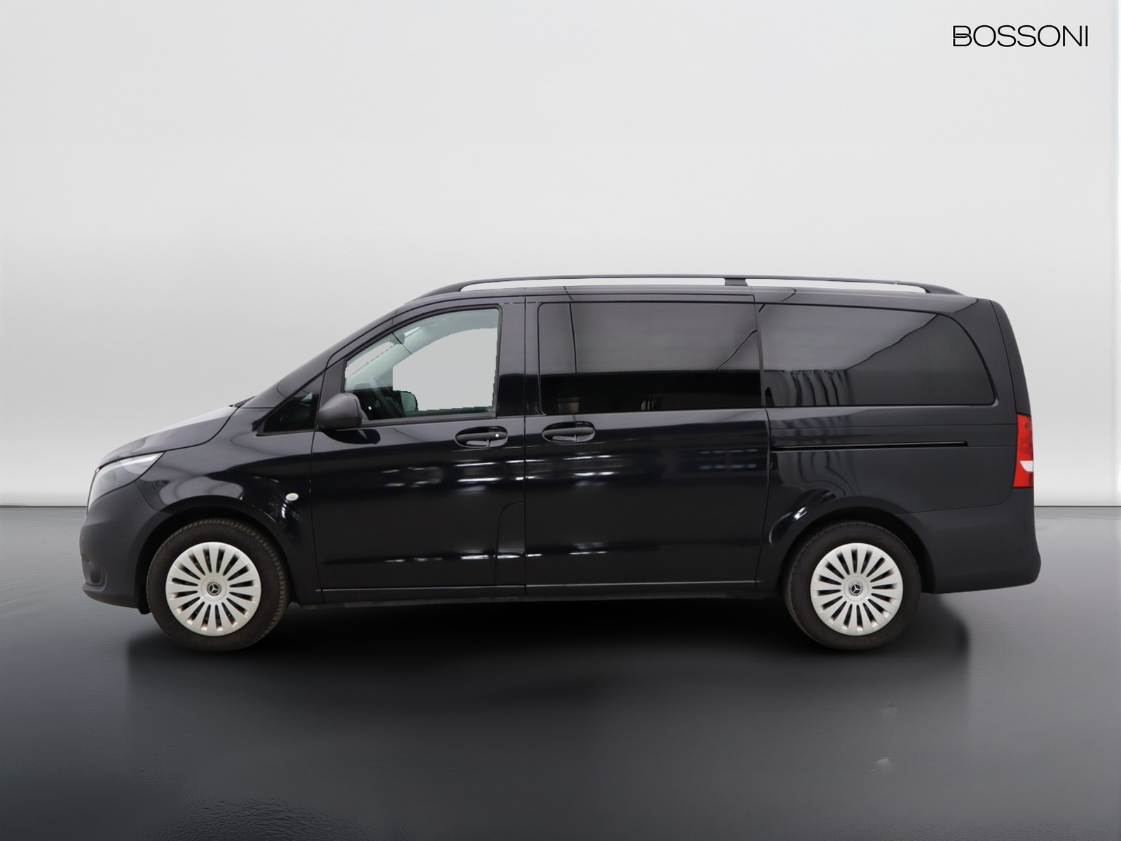 3 - Mercedes Vans Vito 116 cdi long tourer pro auto my20