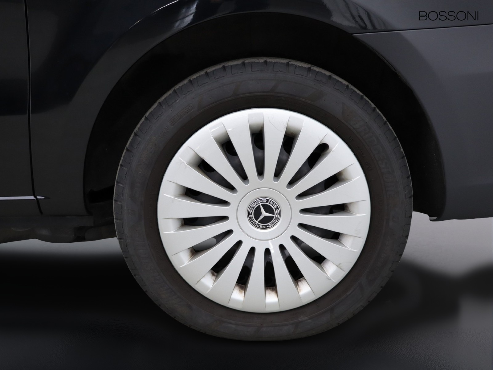 4 - Mercedes Vans Vito 116 cdi long tourer pro auto my20