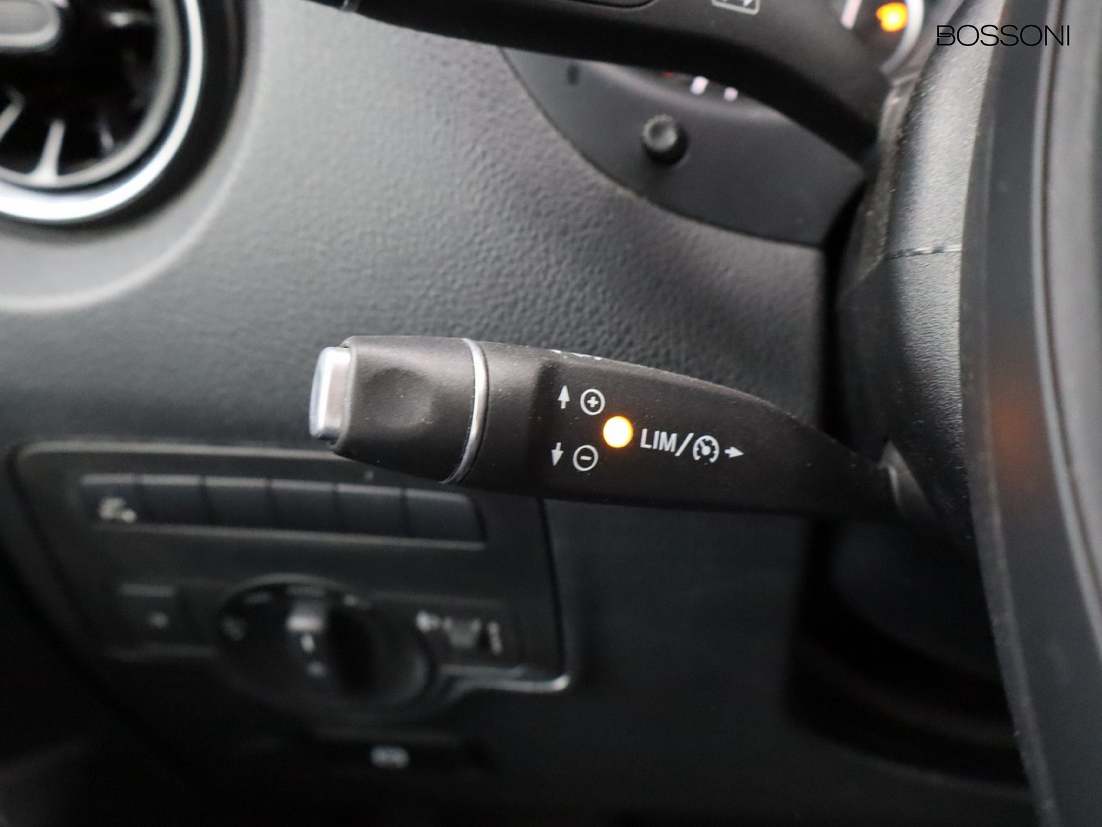 15 - Mercedes Vans Vito 116 cdi long tourer pro auto my20