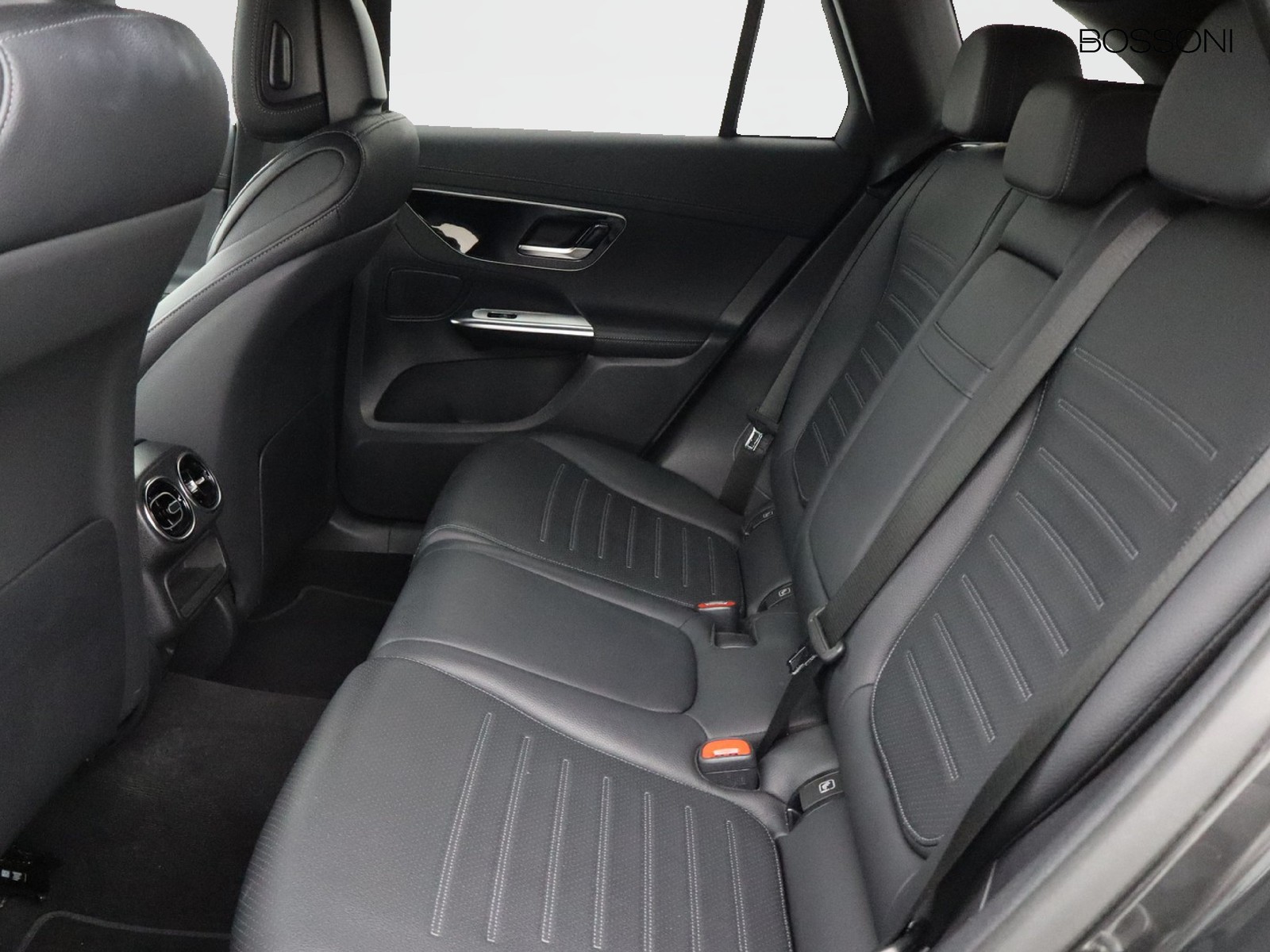 8 - Mercedes GLC suv 220 d amg advanced 4matic 9g-tronic