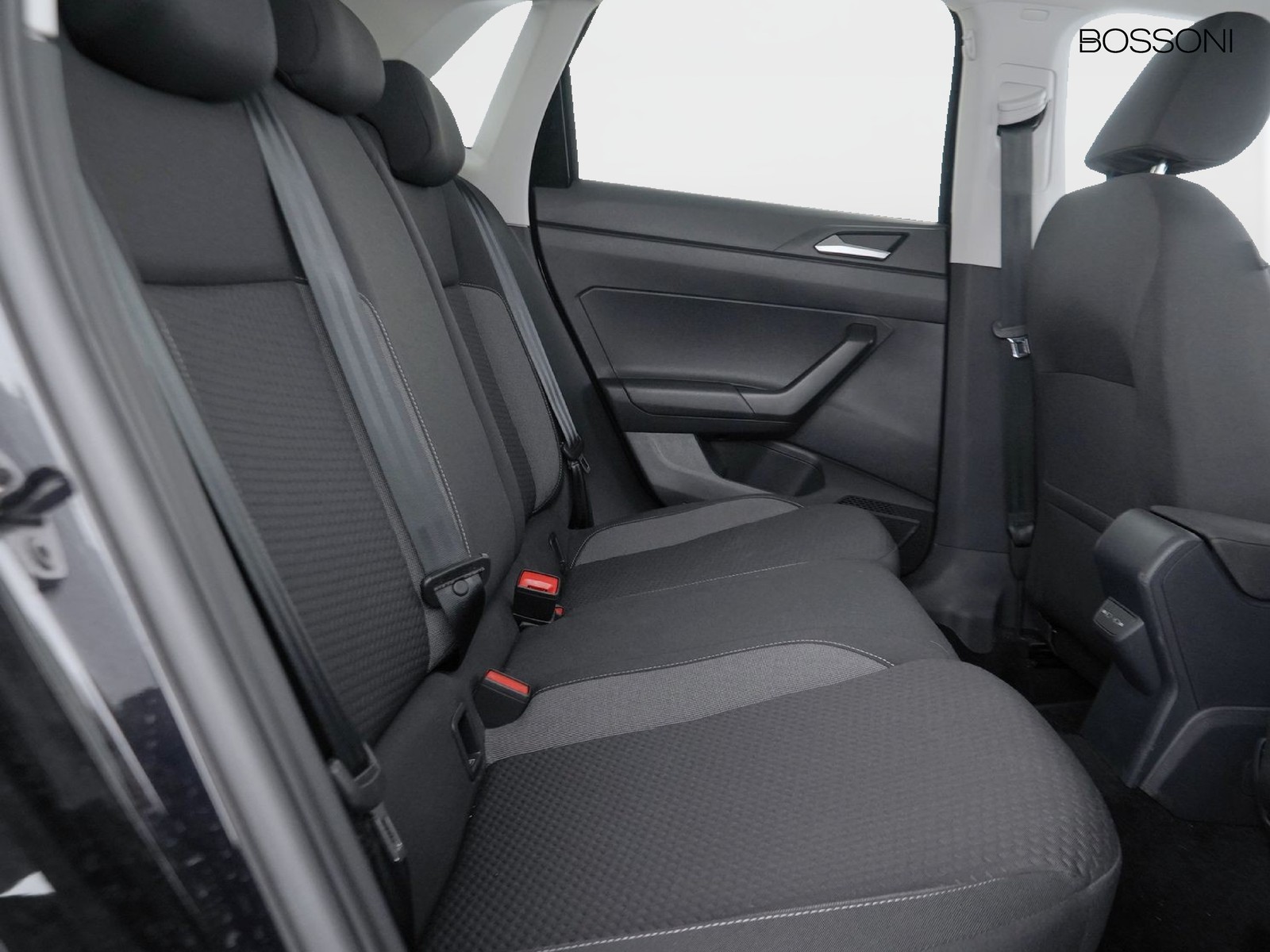 9 - Volkswagen Polo 1.0 evo 80cv edition plus