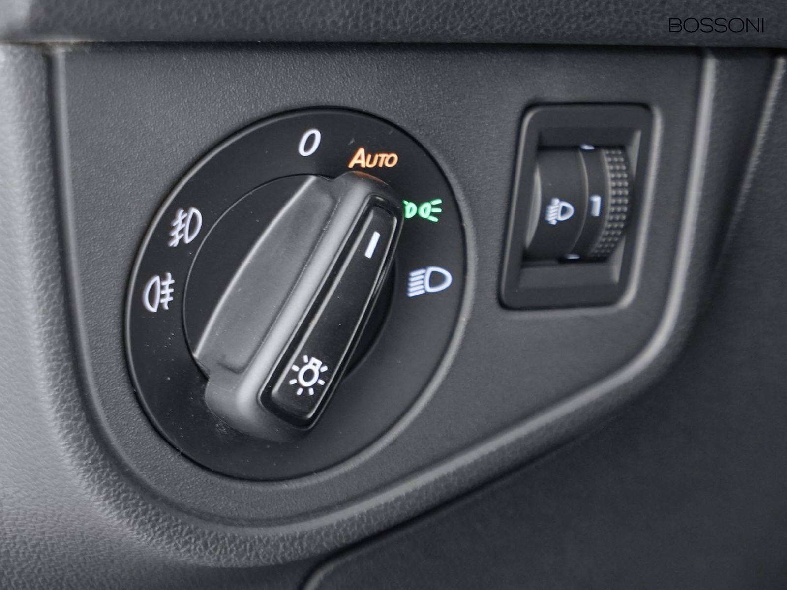 16 - Volkswagen Polo 1.0 evo 80cv edition plus