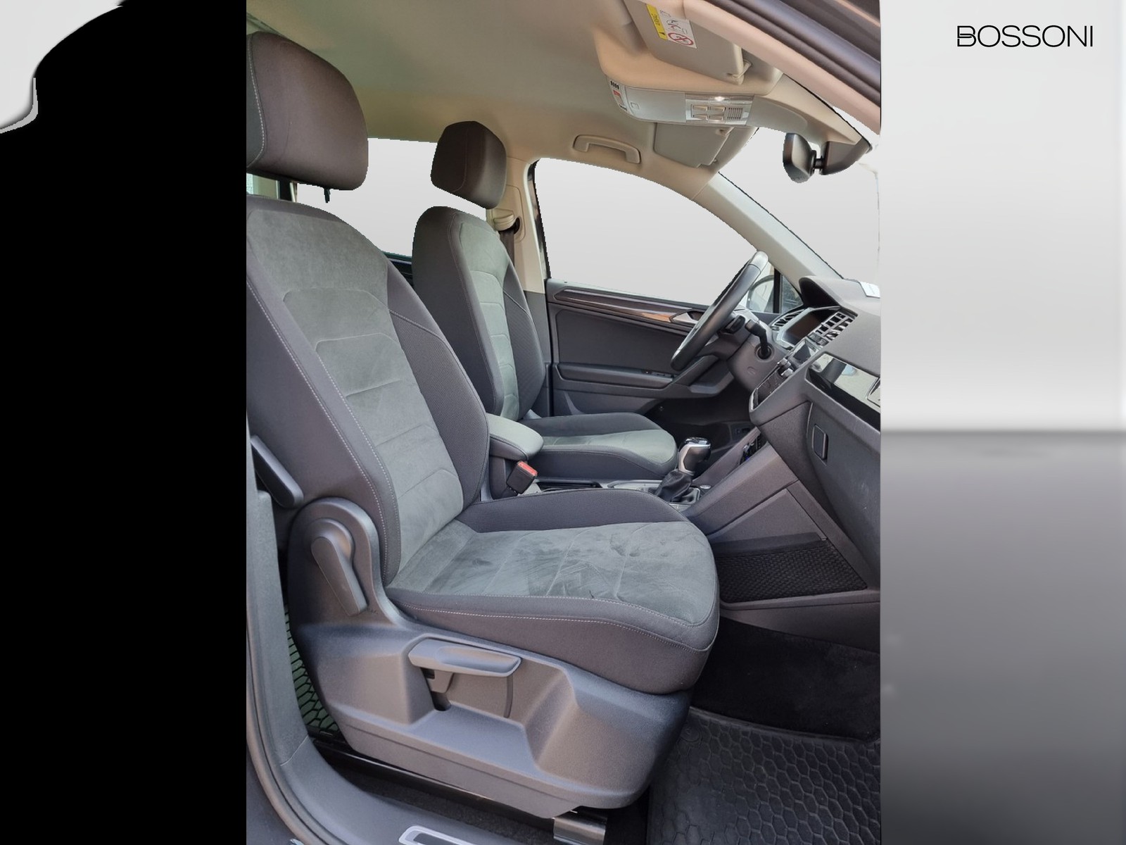 12 - Volkswagen Tiguan 1.5 tsi act 150cv elegance dsg