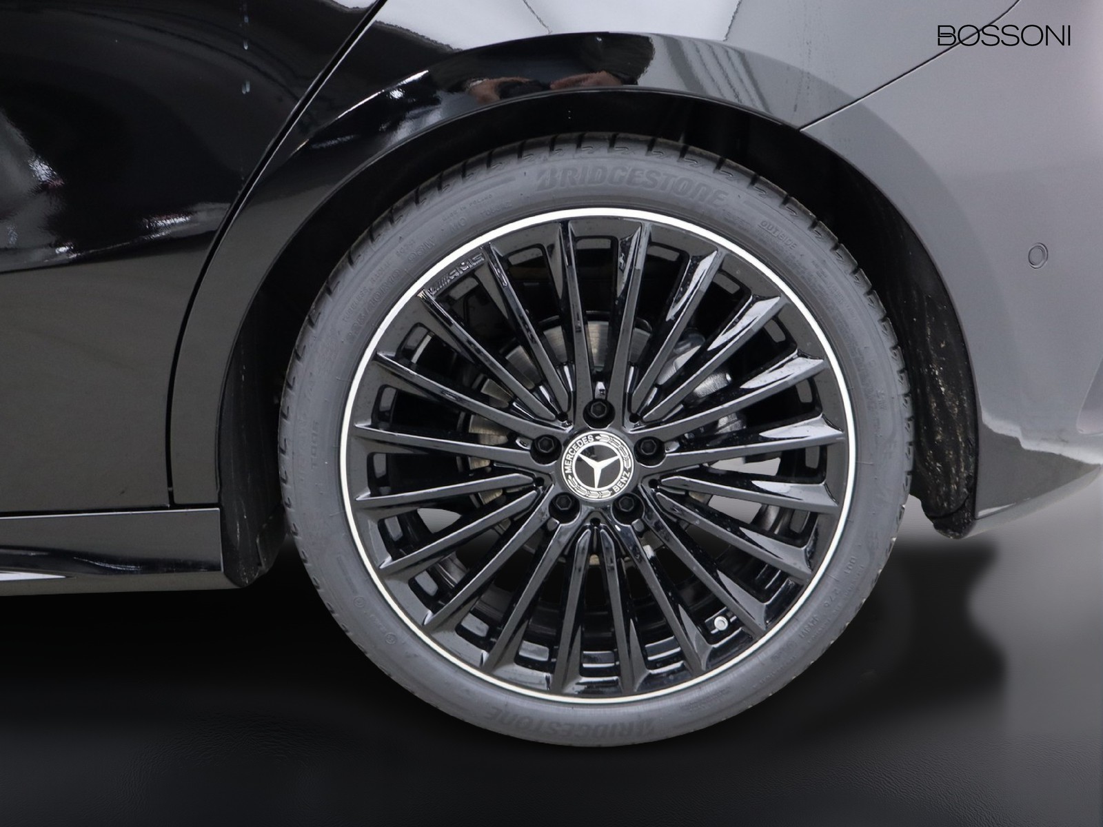 4 - Mercedes Classe A 180 d amg line premium speedshift dct amg 8g