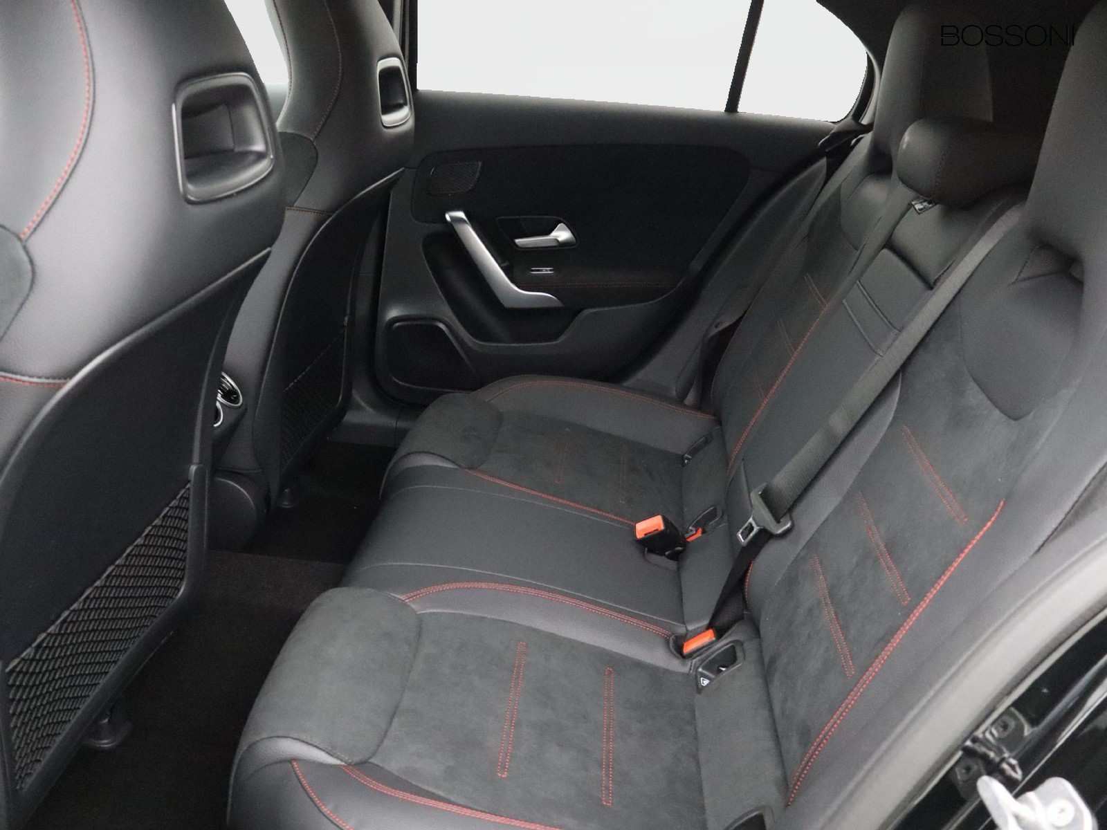 8 - Mercedes Classe A 180 d amg line premium speedshift dct amg 8g