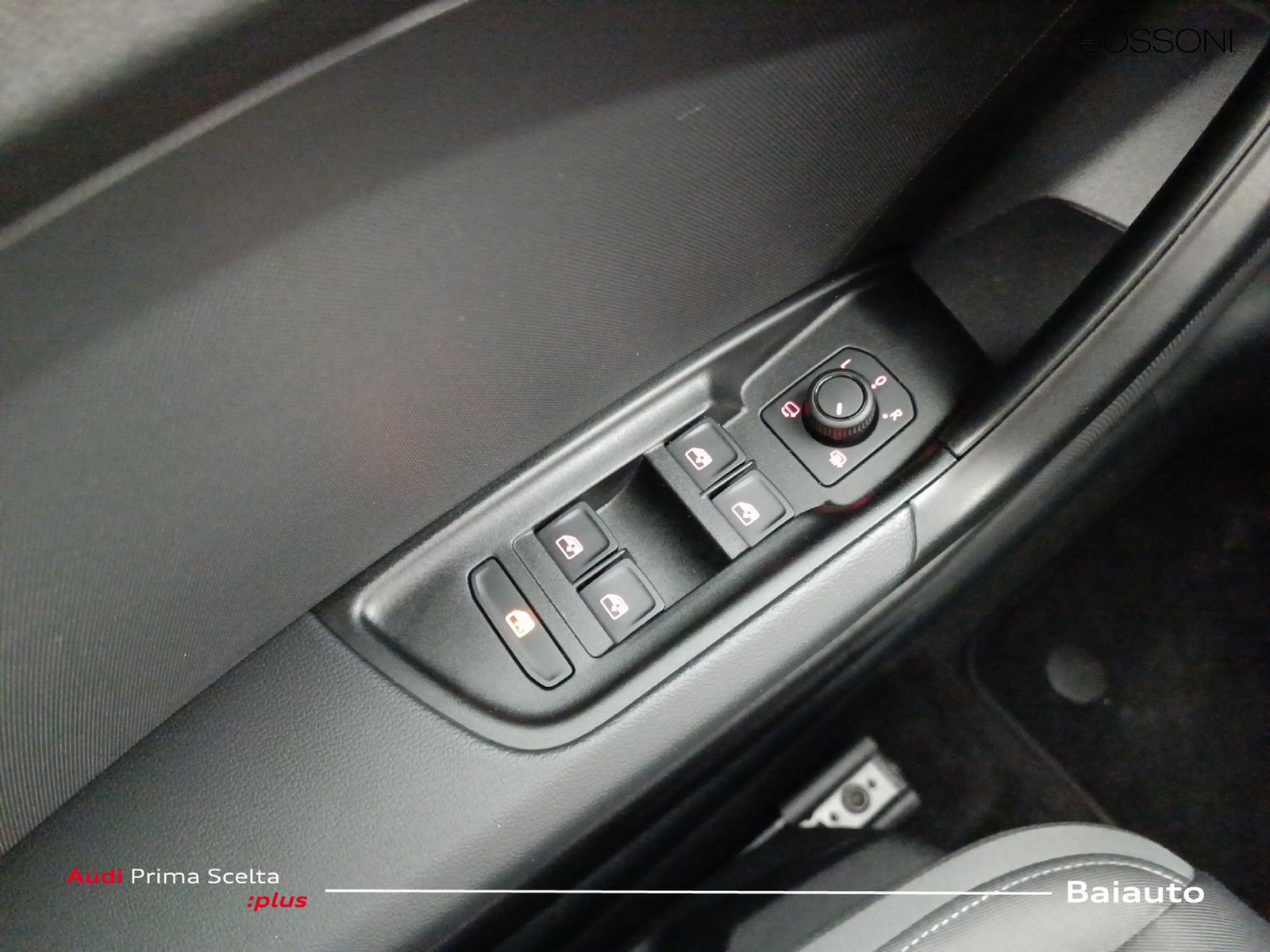 18 - Audi A1 sportback 30 1.0 tfsi 116cv business s tronic