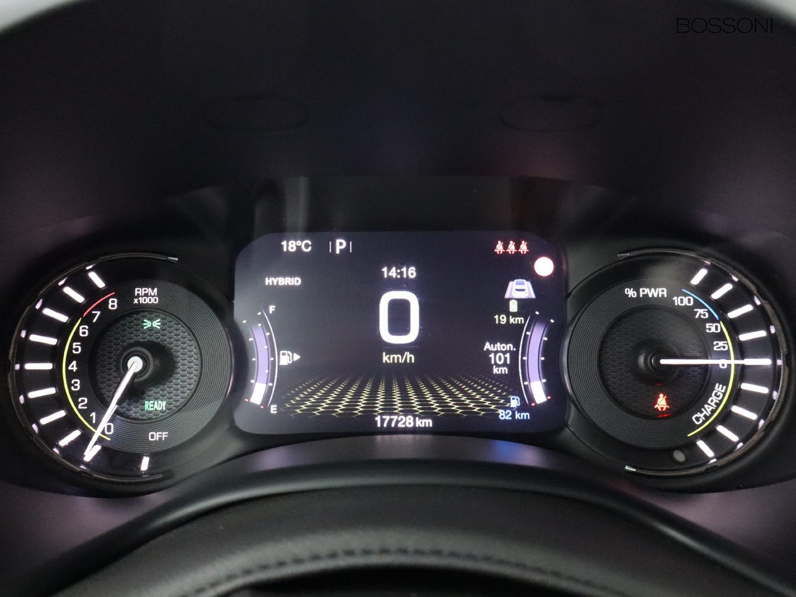 9 - Jeep Renegade 1.3 t4 phev trailhawk 4xe at6