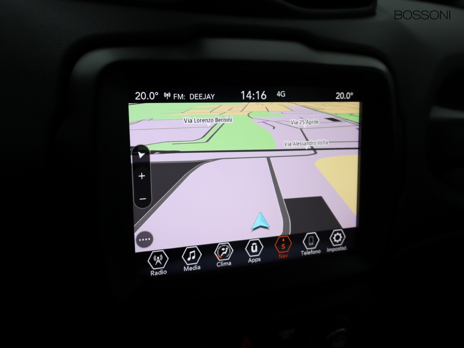 10 - Jeep Renegade 1.3 t4 phev trailhawk 4xe at6