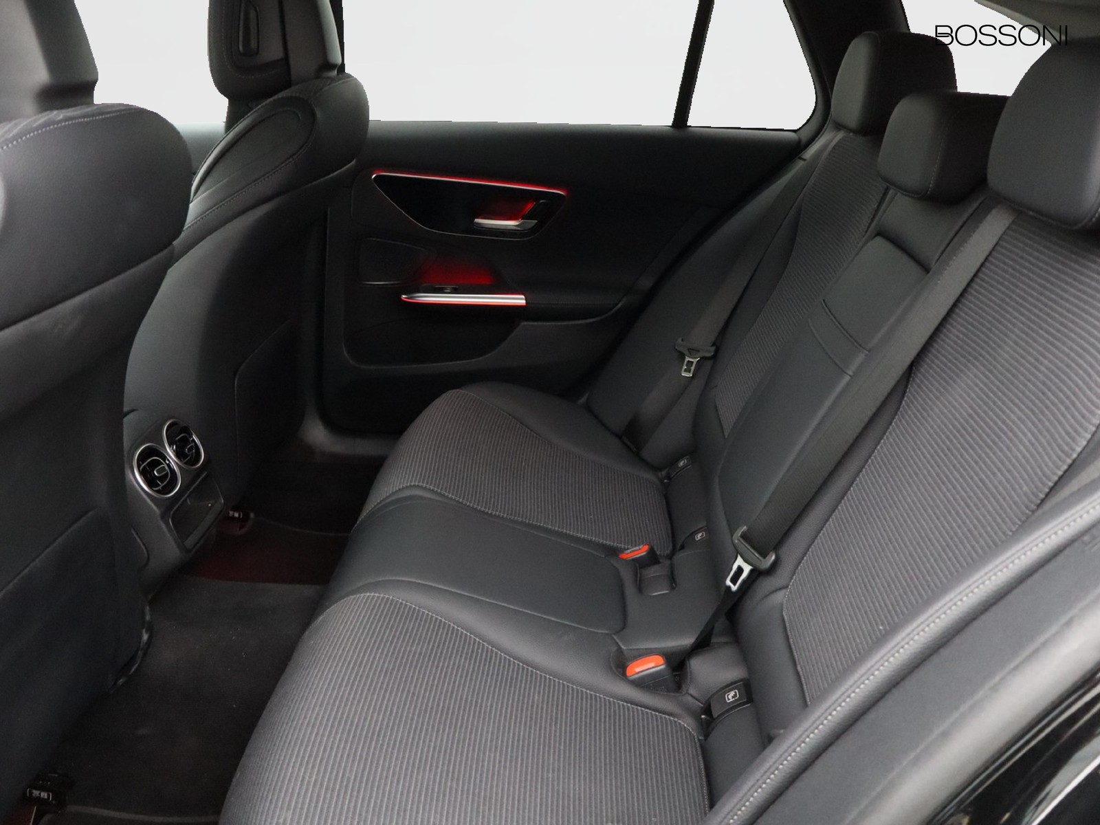 8 - Mercedes Classe C station wagon all-terrain 220 d mild hybrid 200cv premium 4matic 9g-tronic