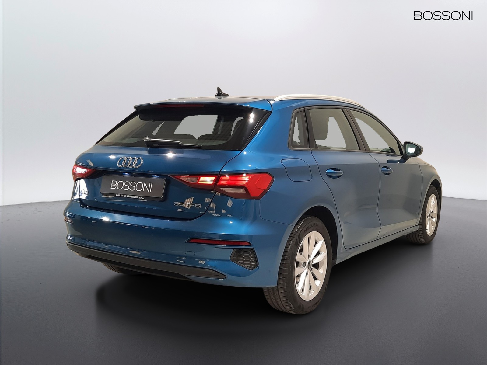 4 - Audi A3 sportback 35 1.5 tfsi mhev business s tronic