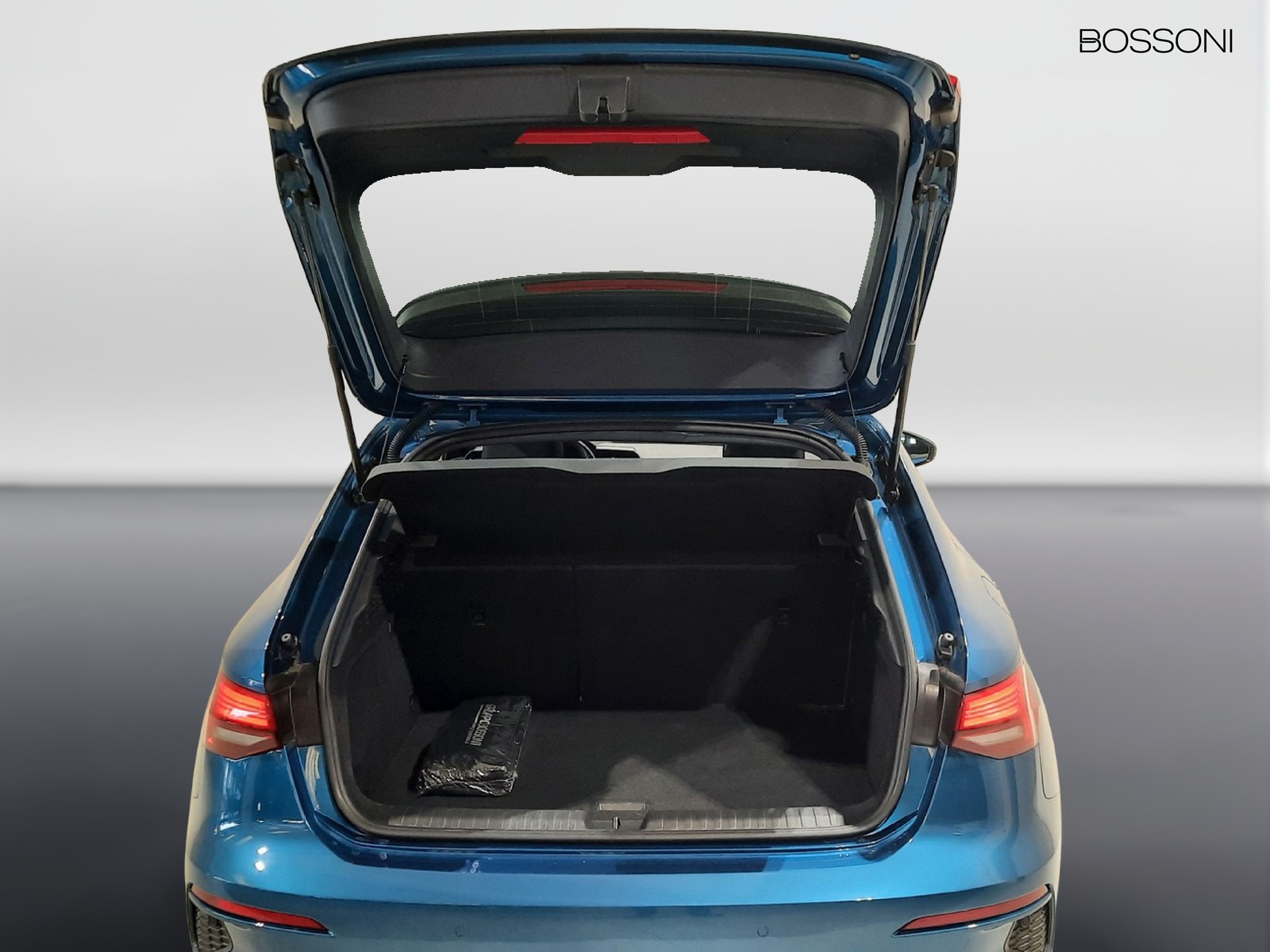 18 - Audi A3 sportback 35 1.5 tfsi mhev business s tronic