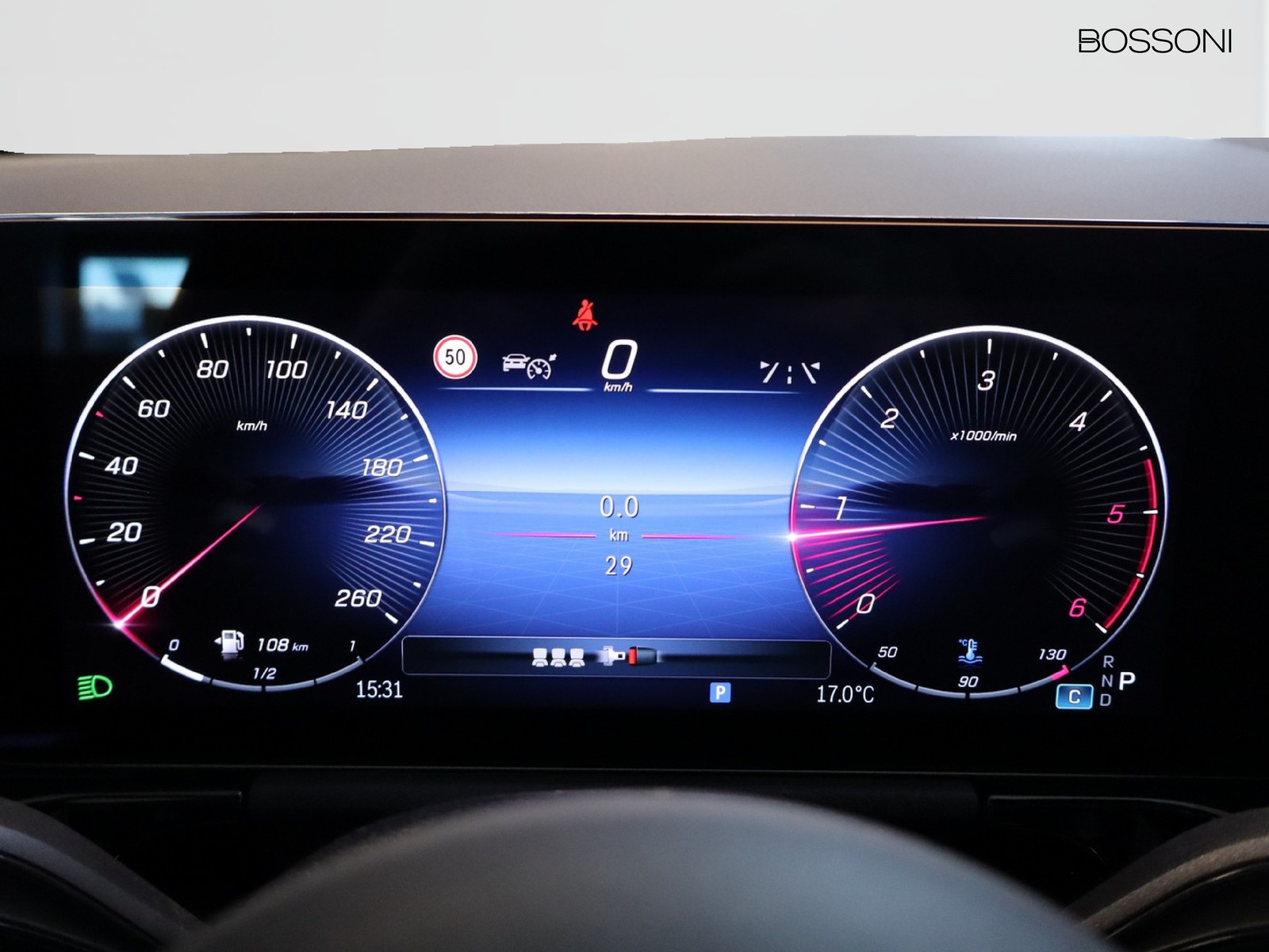 9 - Mercedes GLA 180 d amg line advanced plus 8g-dct