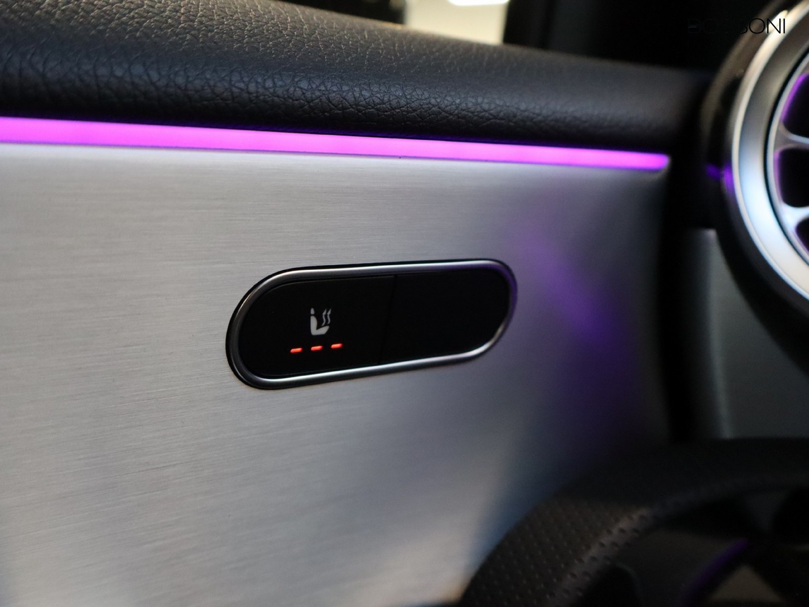 15 - Mercedes Classe A 180 d amg line extra speedshift dct amg 8g