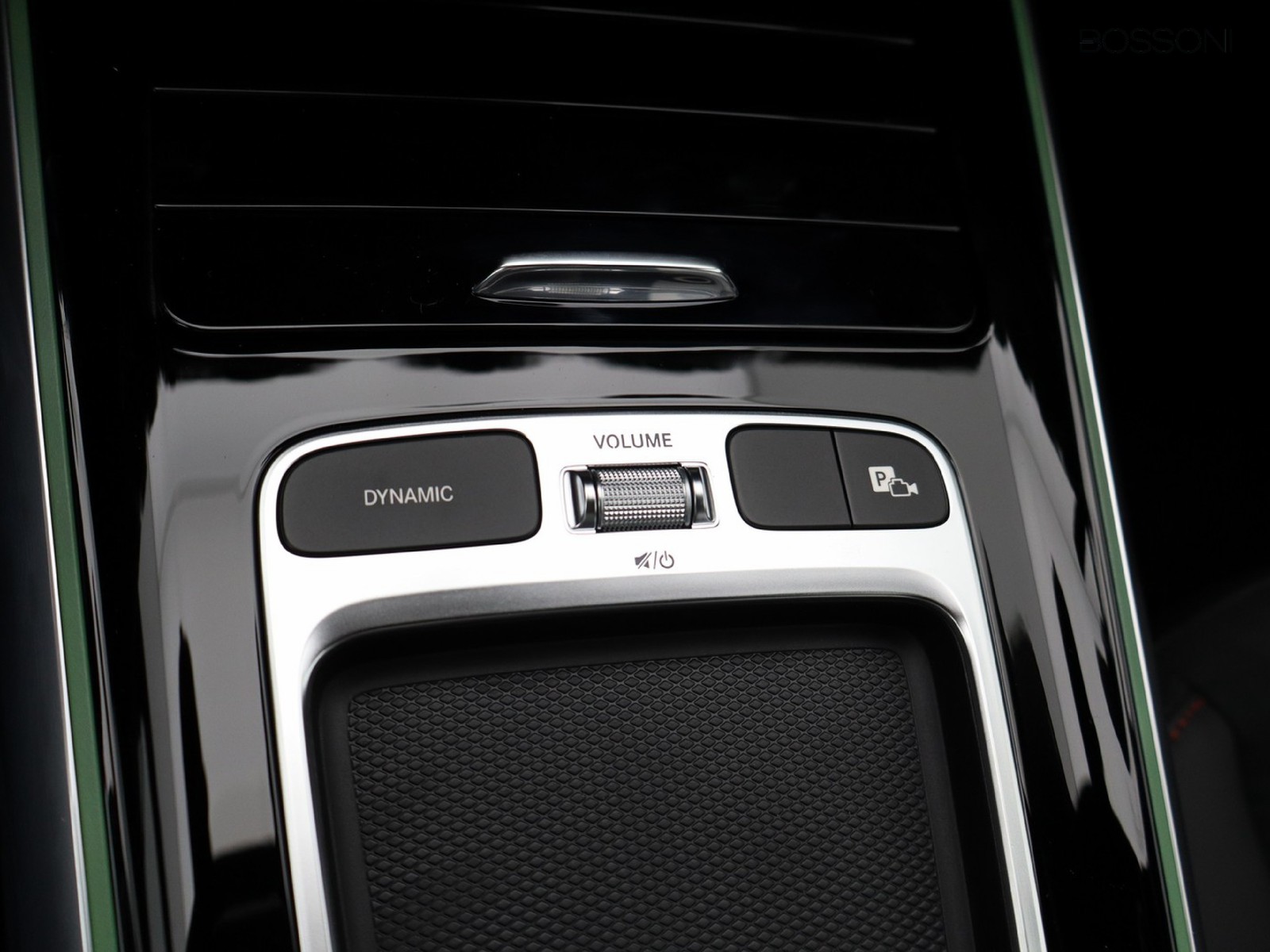 14 - Mercedes GLA 200 d amg line extra 8g-dct