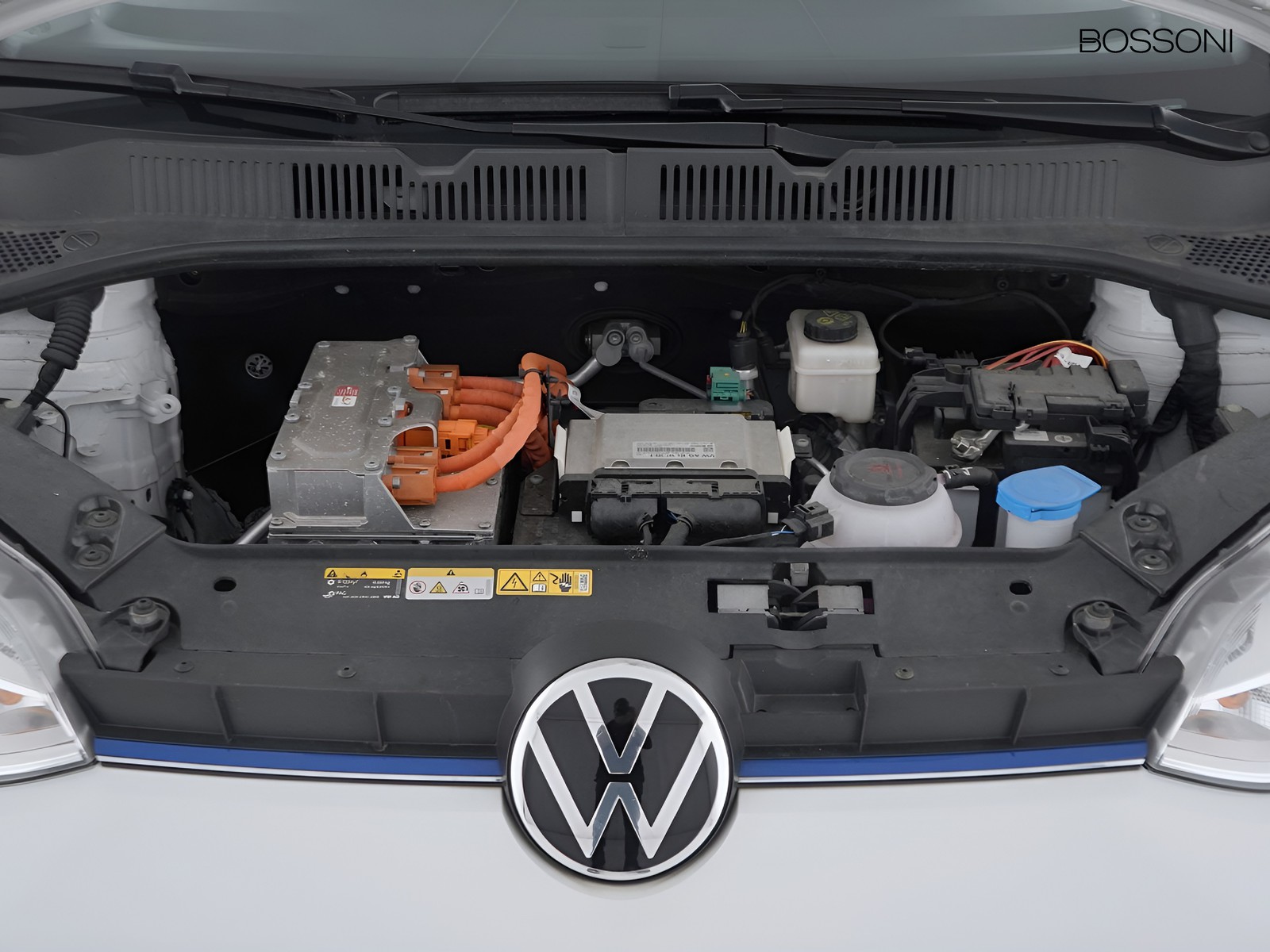 11 - Volkswagen e-up! 5 porte