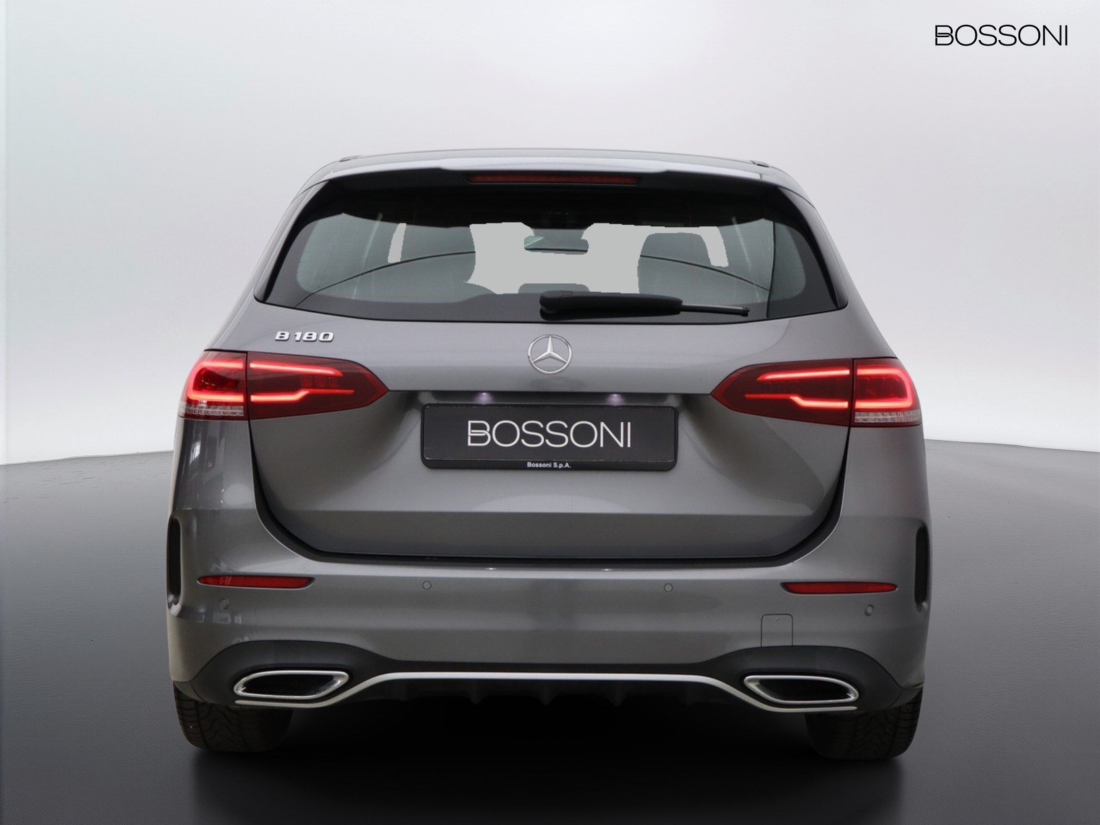 6 - Mercedes Classe B 180 premium 7g-dct