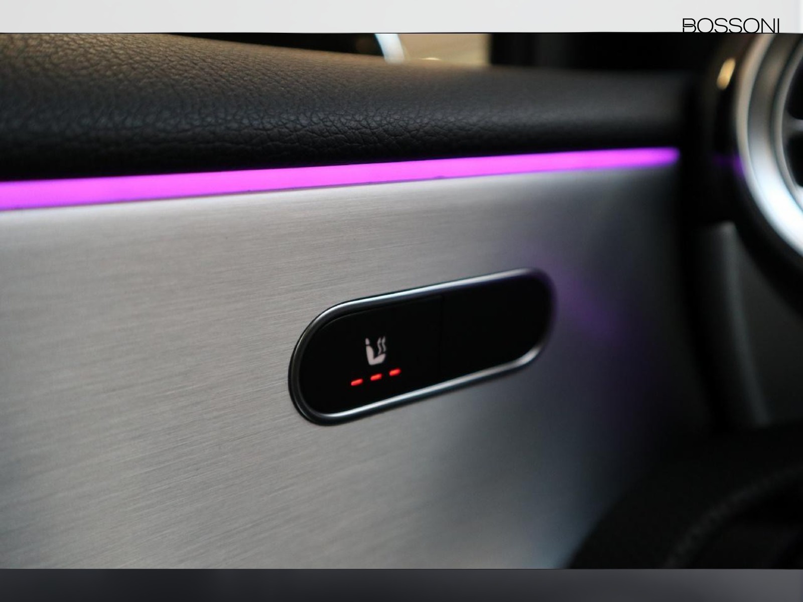 15 - Mercedes Classe A 250 e plug-in-hybrid amg line advanced plus speedshift dct amg 8g