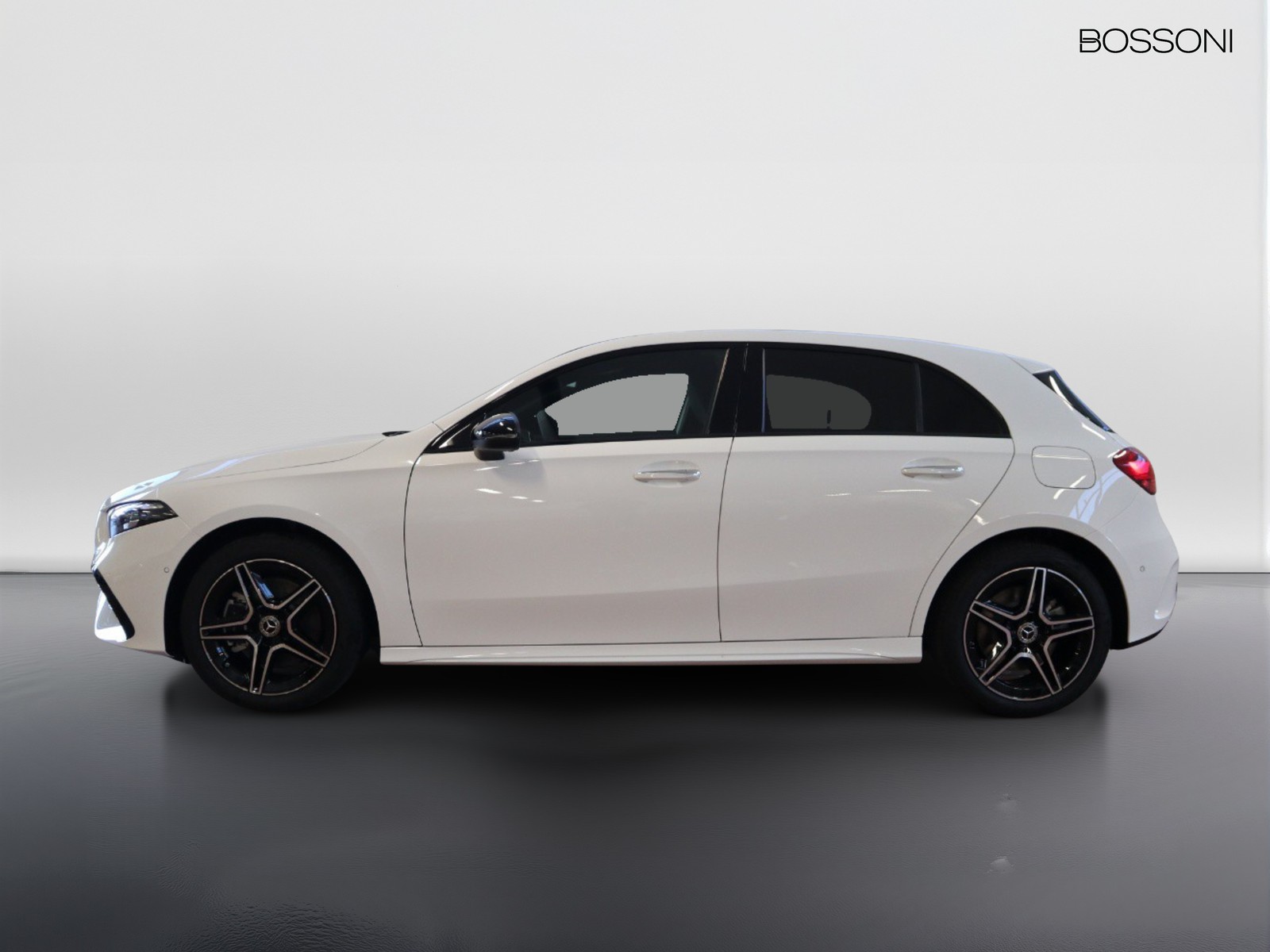 3 - Mercedes Classe A 250 e plug-in-hybrid amg line premium speedshift dct amg 8g