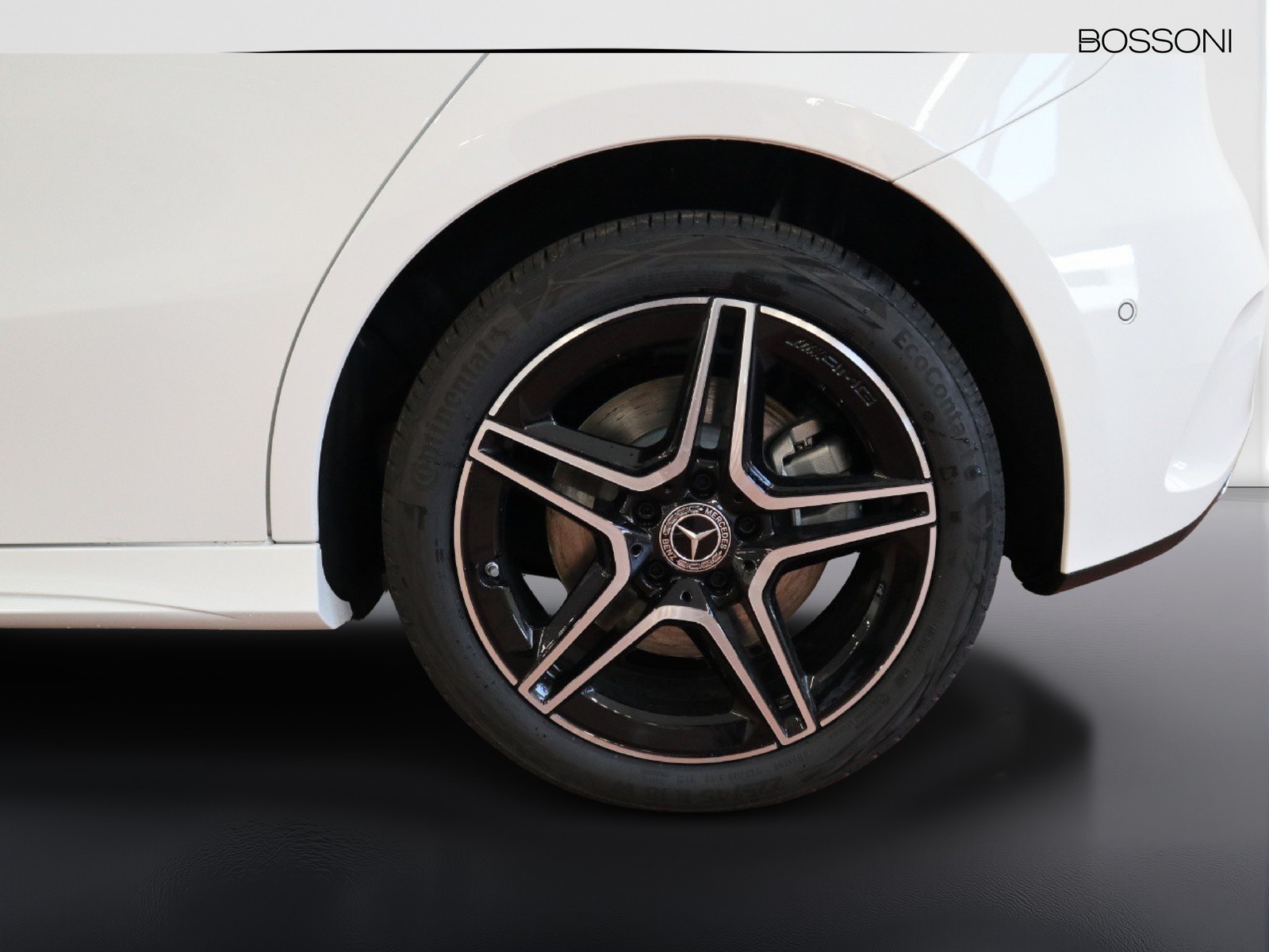 4 - Mercedes Classe A 250 e plug-in-hybrid amg line premium speedshift dct amg 8g