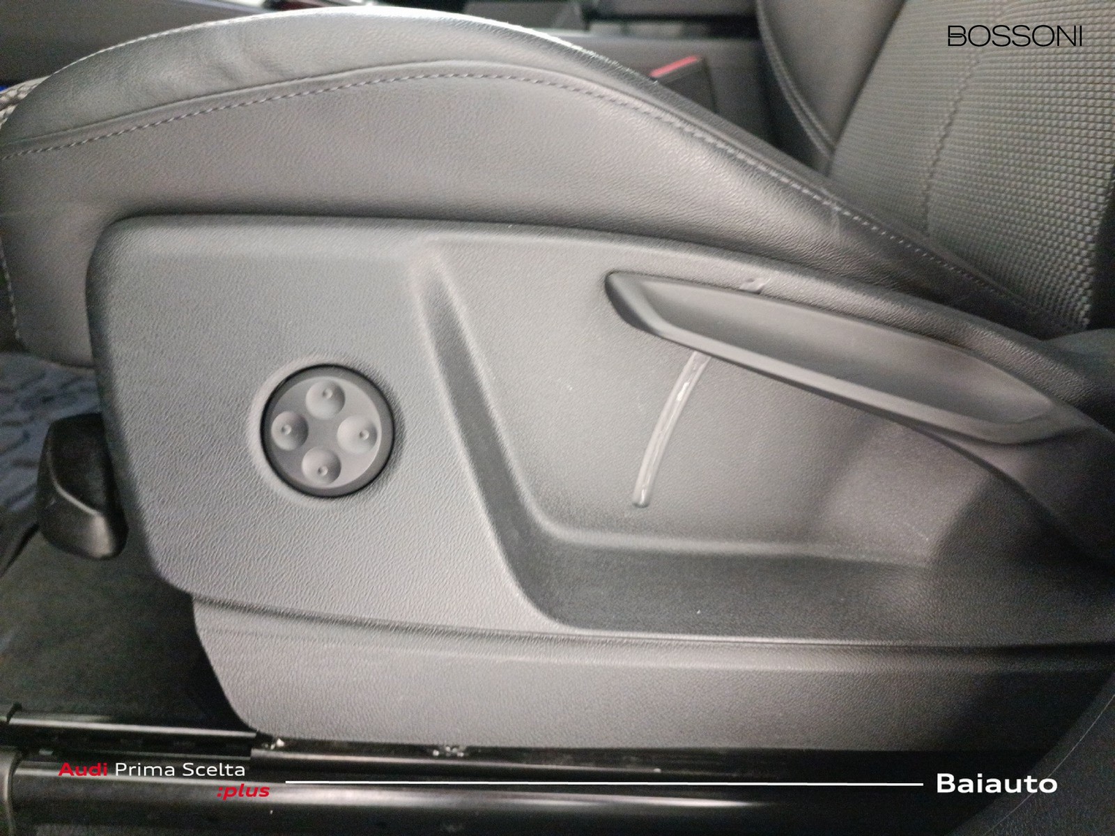 26 - Audi Q5 sportback 50 2.0 tfsi e s line plus quattro s tronic