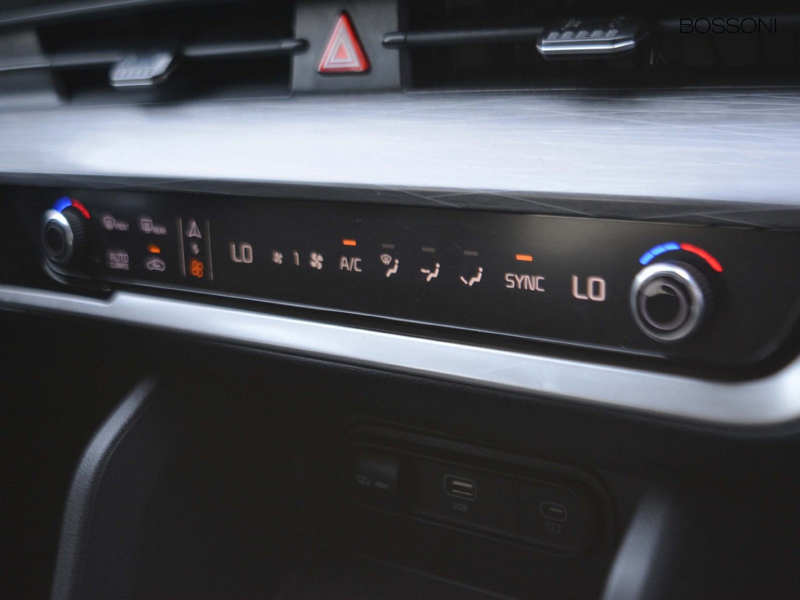 11 - Kia Sportage 1.6 crdi mhev business dct