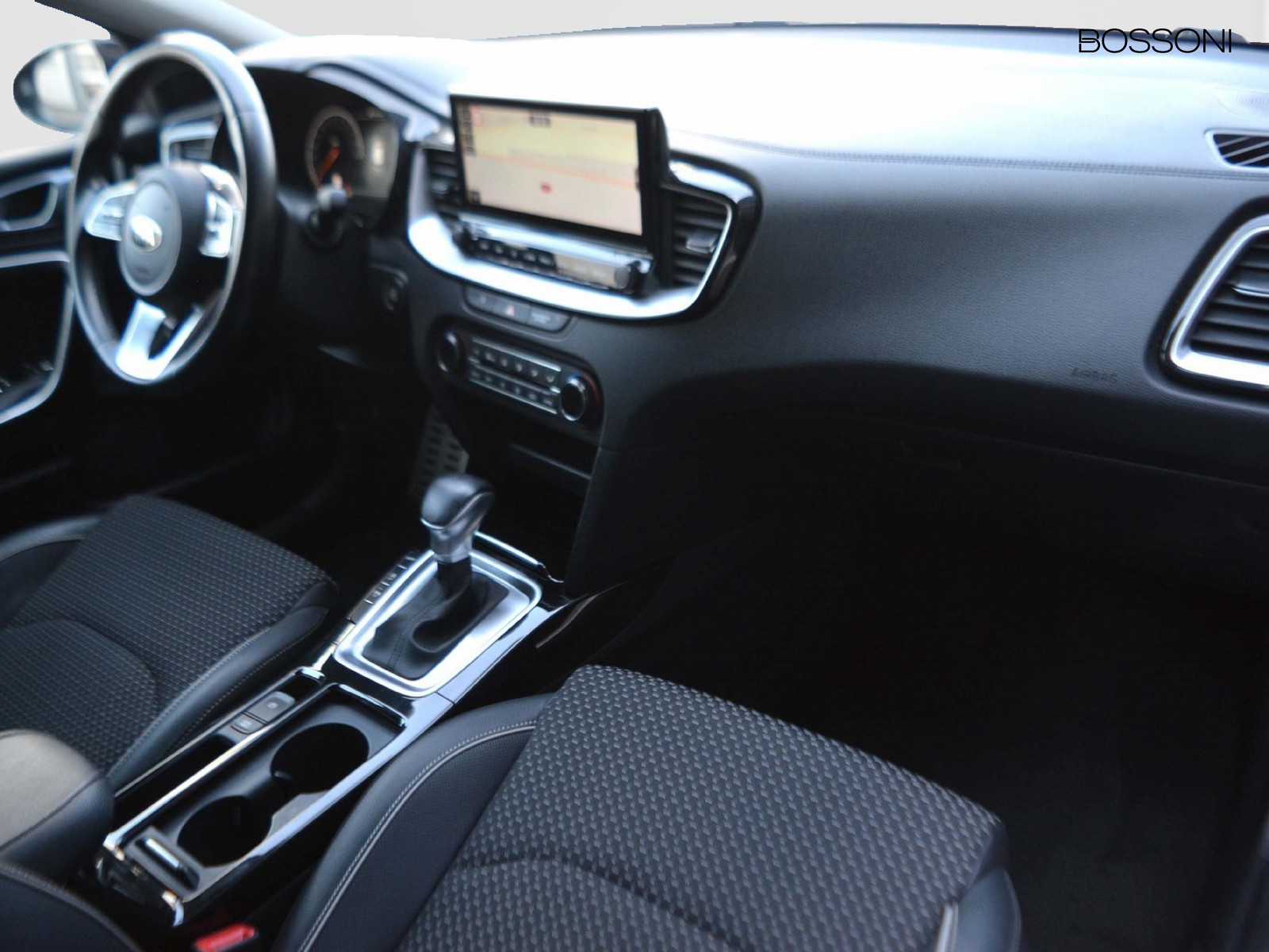 8 - Kia Xceed 1.6 crdi 136cv evolution 2wd dct