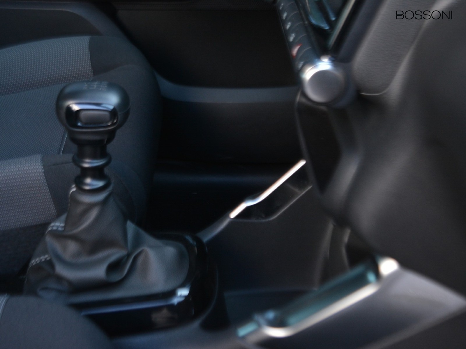 12 - Citroen C3 Aircross 1.2 puretech 110cv plus s&s