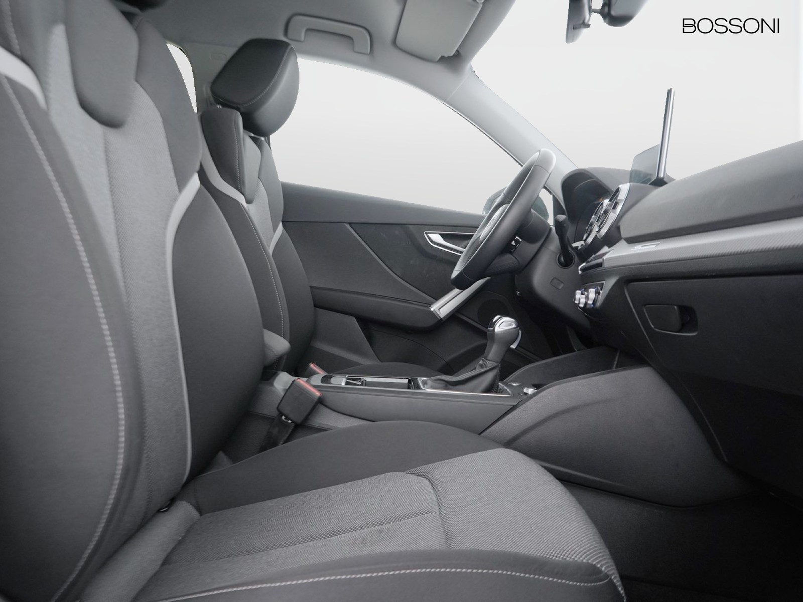 16 - Audi Q2 35 1.5 tfsi s line edition s tronic