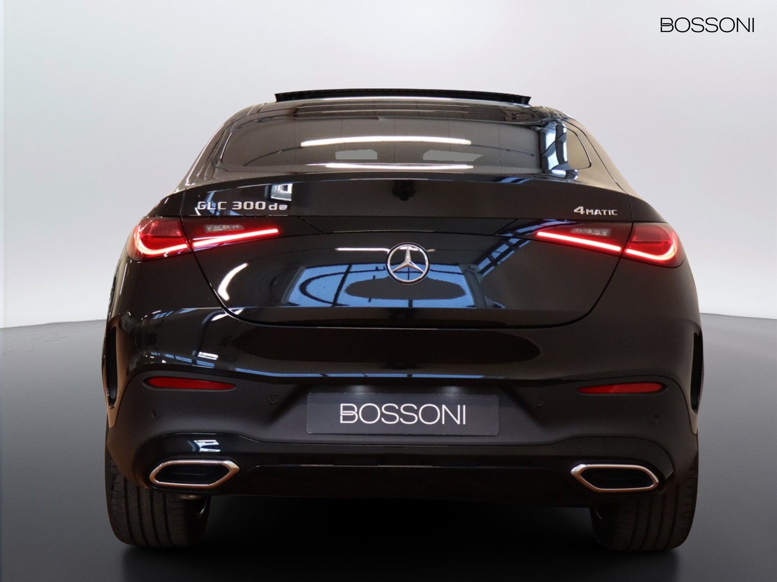 6 - Mercedes GLC coupe 300 de plug in hybrid amg line premium tech 4matic 9g-tronic