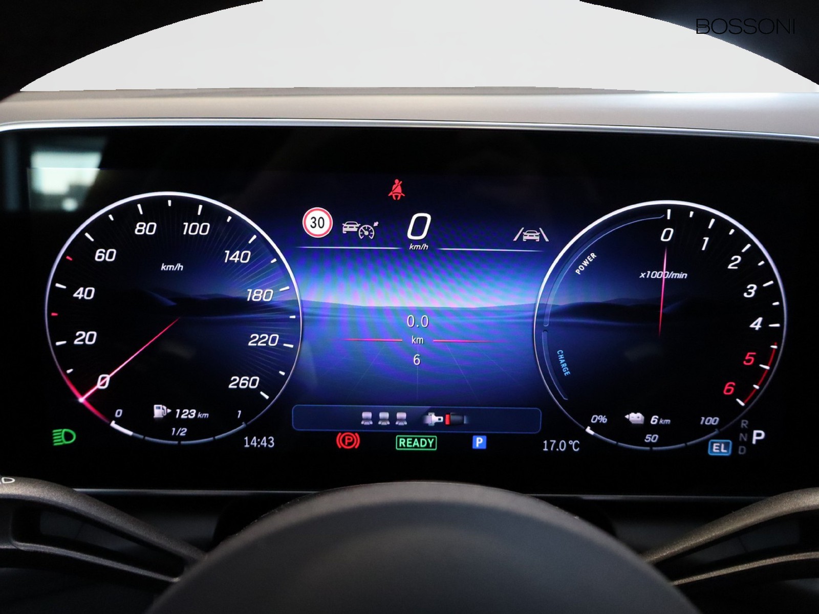 9 - Mercedes GLC coupe 300 de plug in hybrid amg line premium tech 4matic 9g-tronic