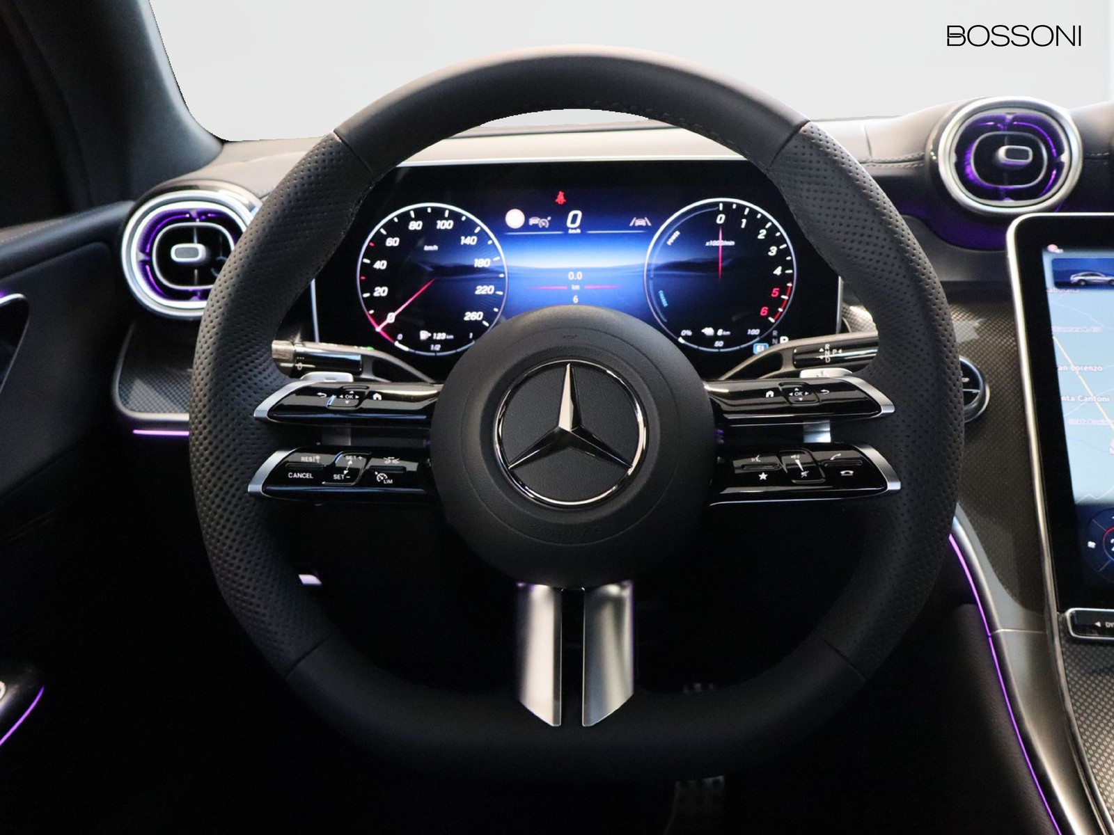 17 - Mercedes GLC coupe 300 de plug in hybrid amg line premium tech 4matic 9g-tronic