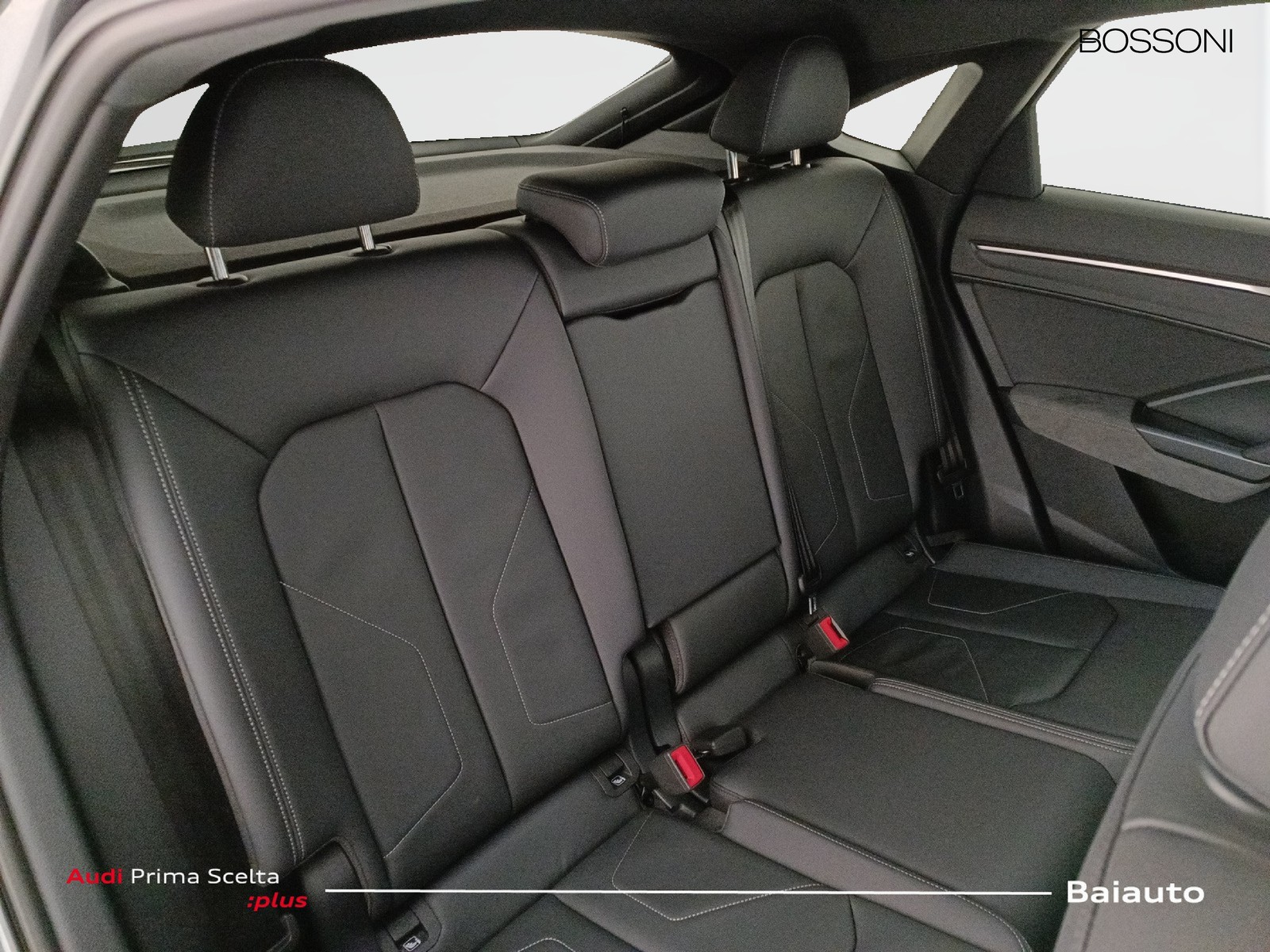 24 - Audi Q3 sportback 45 2.0 tfsi 245cv edition quattro s tronic