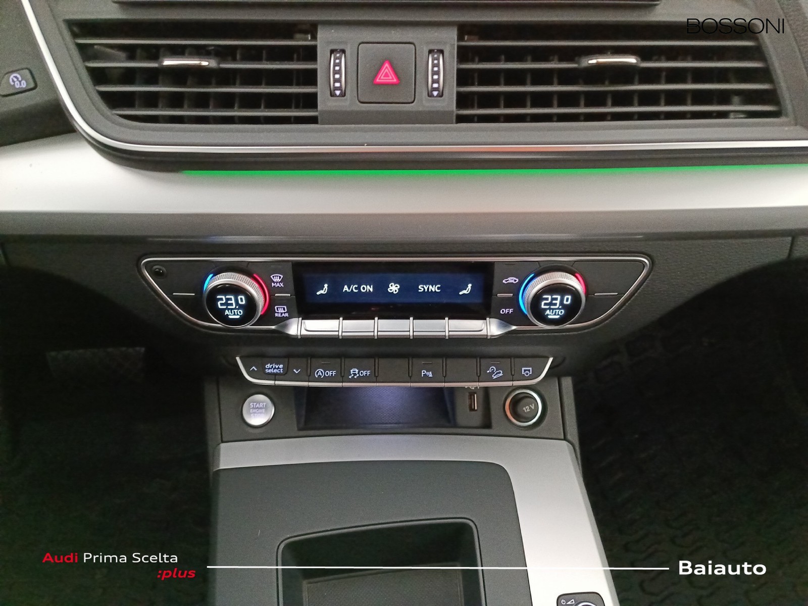 12 - Audi Q5 40 2.0 tdi mhev 12v business quattro s tronic