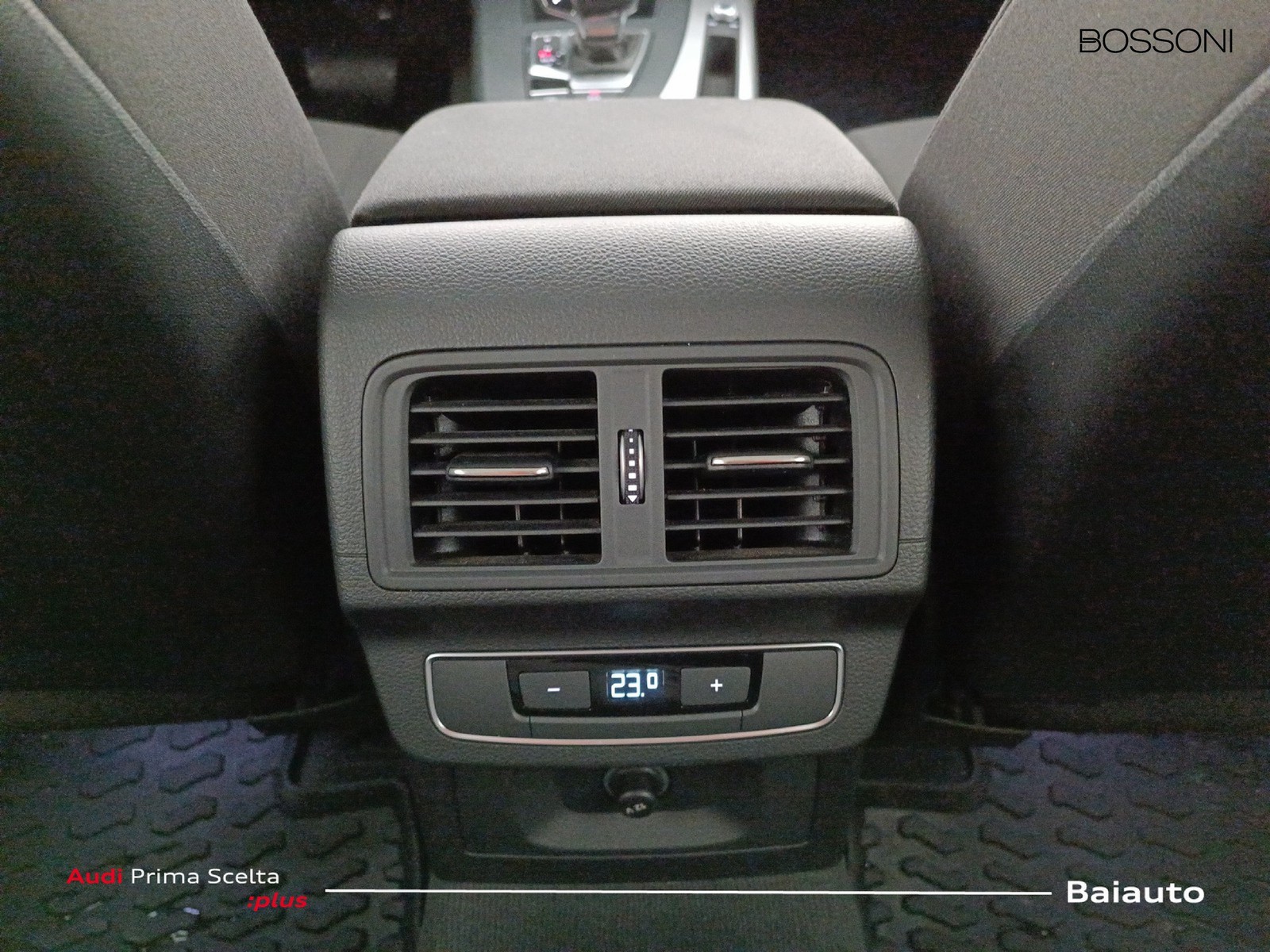 14 - Audi Q5 40 2.0 tdi mhev 12v business quattro s tronic