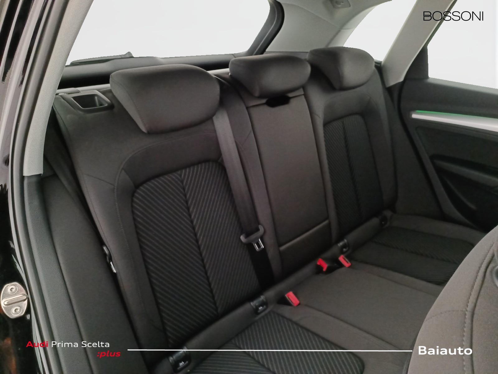 24 - Audi Q5 40 2.0 tdi mhev 12v business quattro s tronic