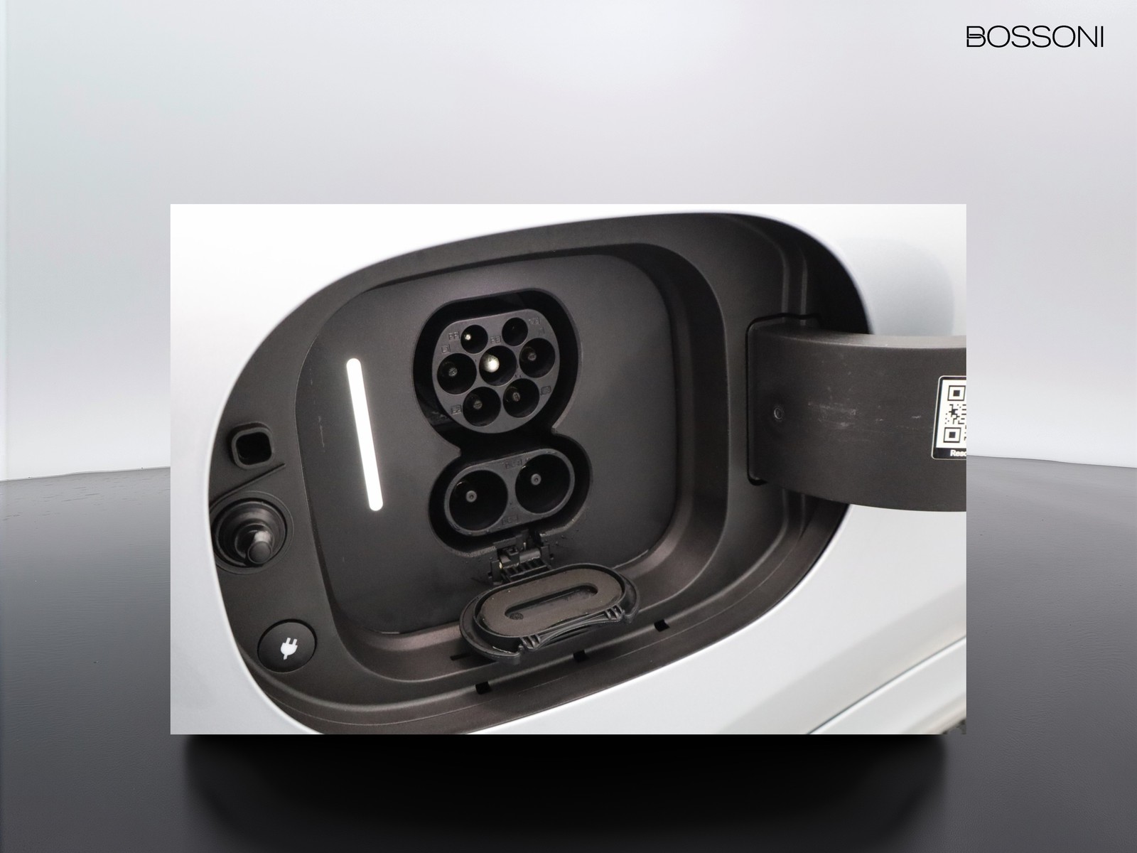 18 - Mercedes GLC eq 400 advanced plus 4matic