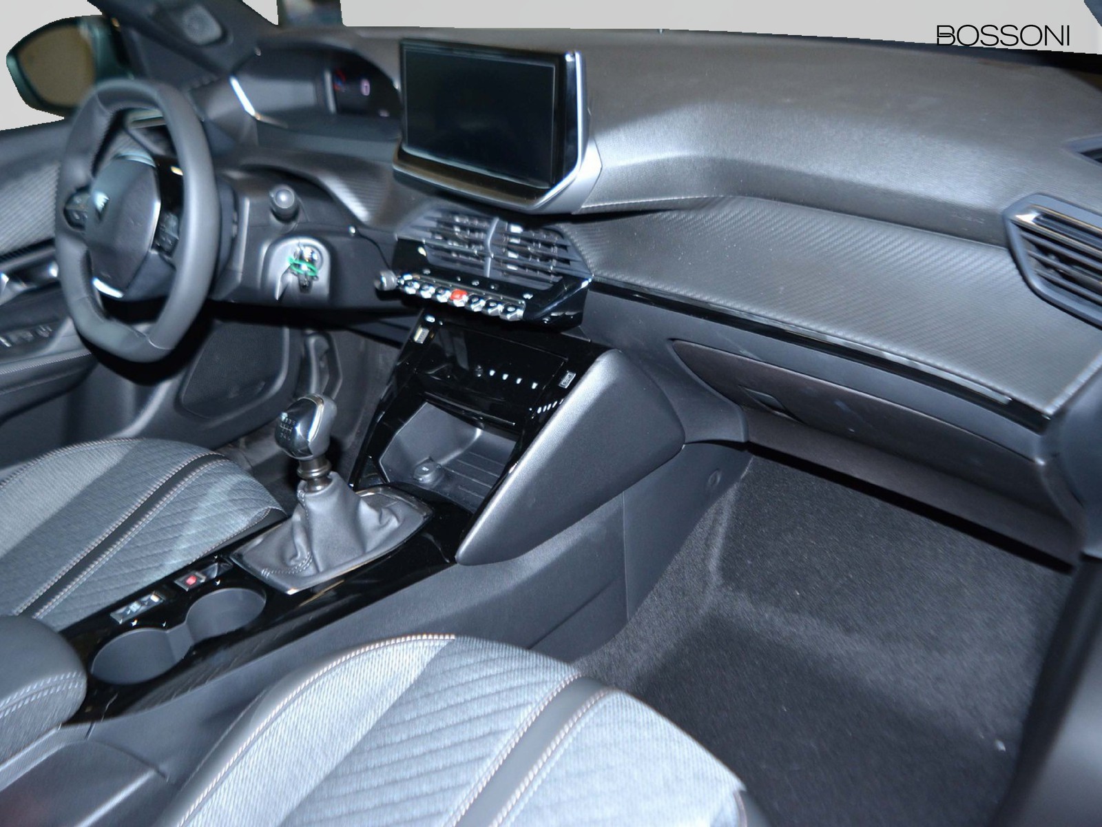 8 - Peugeot 2008 1.2 puretech 100cv allure s&s