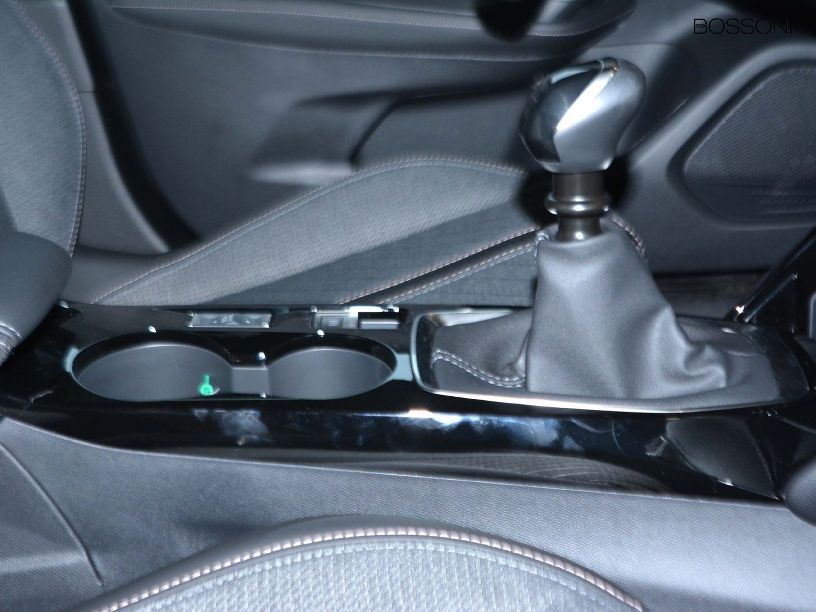 12 - Peugeot 2008 1.2 puretech 100cv allure s&s