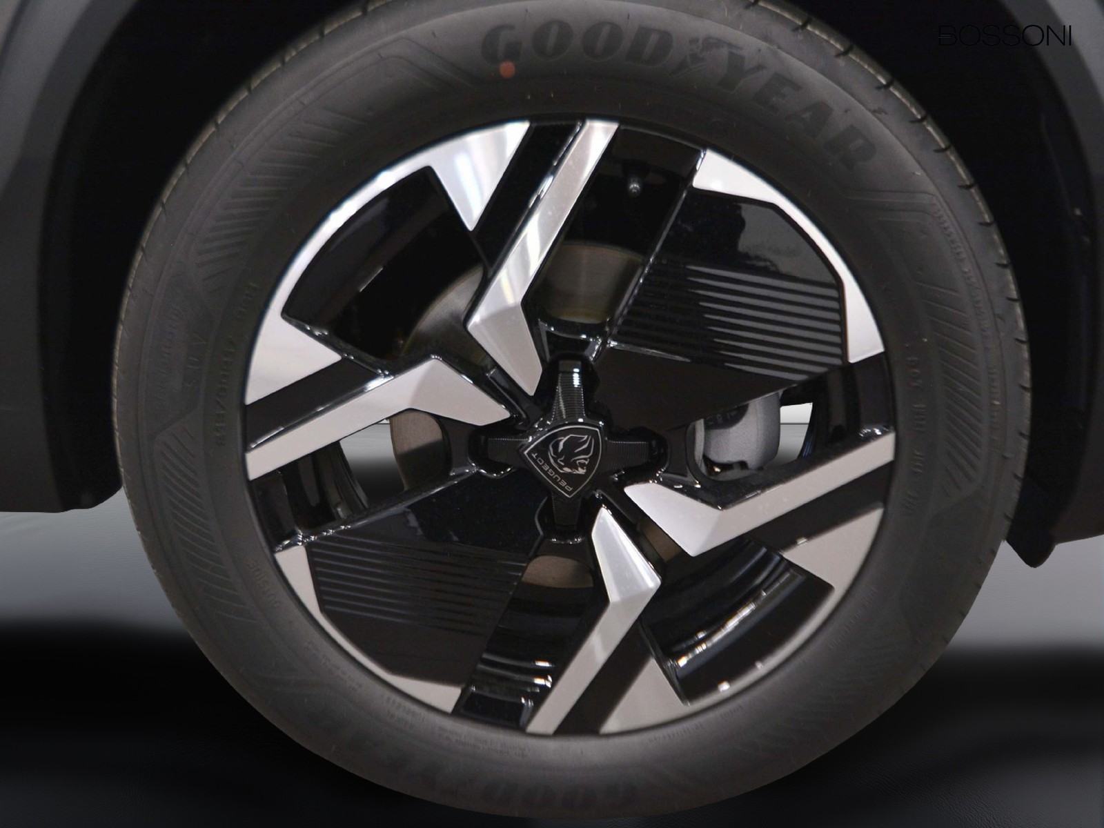 15 - Peugeot 2008 1.2 puretech 100cv allure s&s