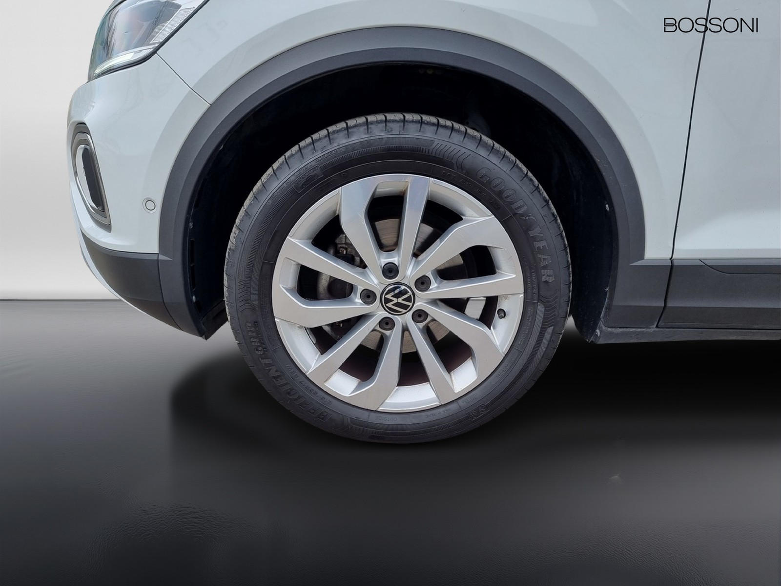 5 - Volkswagen T-Roc 1.5 tsi act life