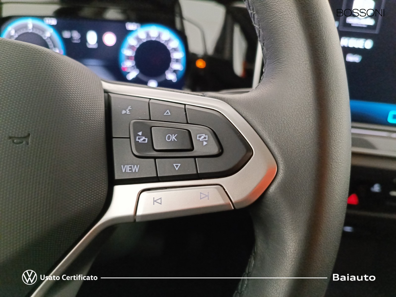 16 - Volkswagen Golf 2.0 tdi scr 150cv style dsg