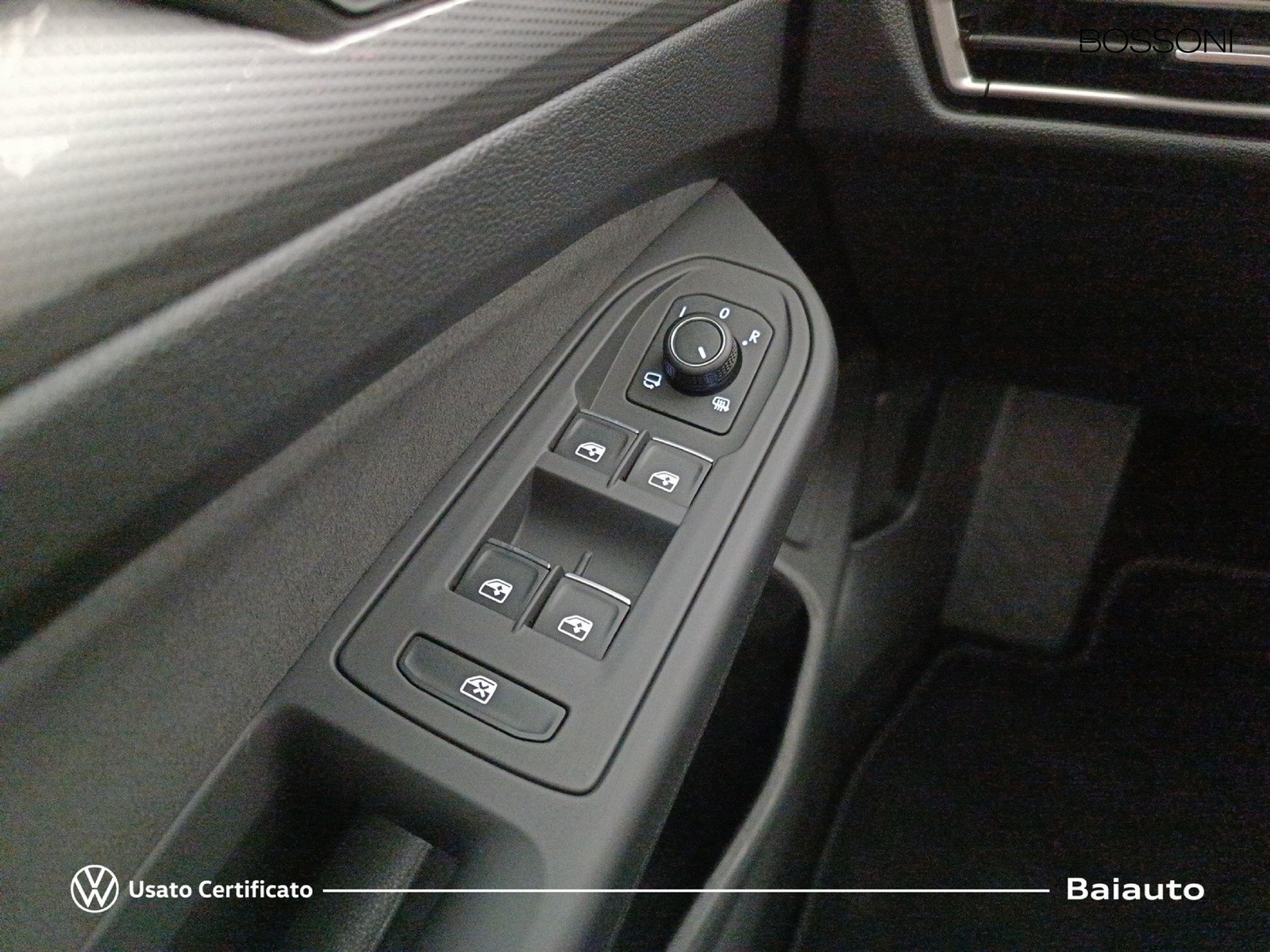 18 - Volkswagen Golf 2.0 tdi scr 150cv style dsg