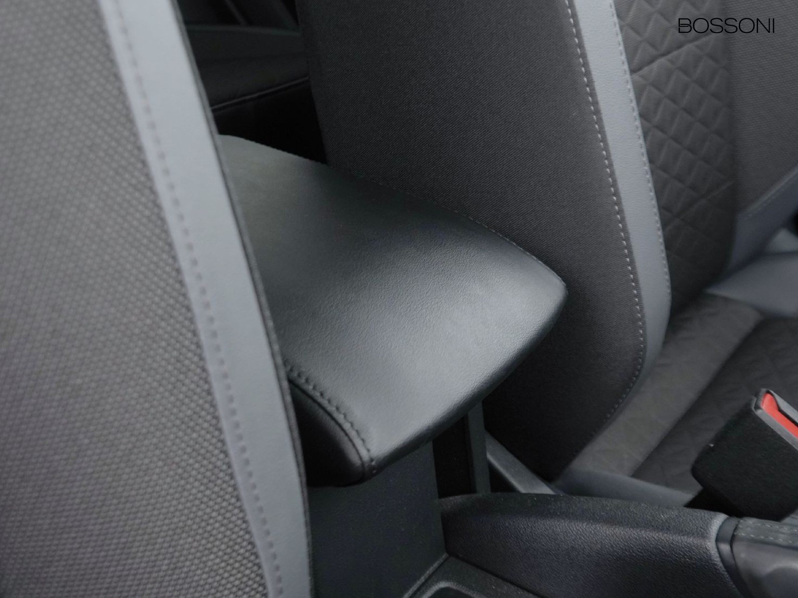 18 - Volkswagen T-Cross 1.0 tsi 110cv advanced dsg