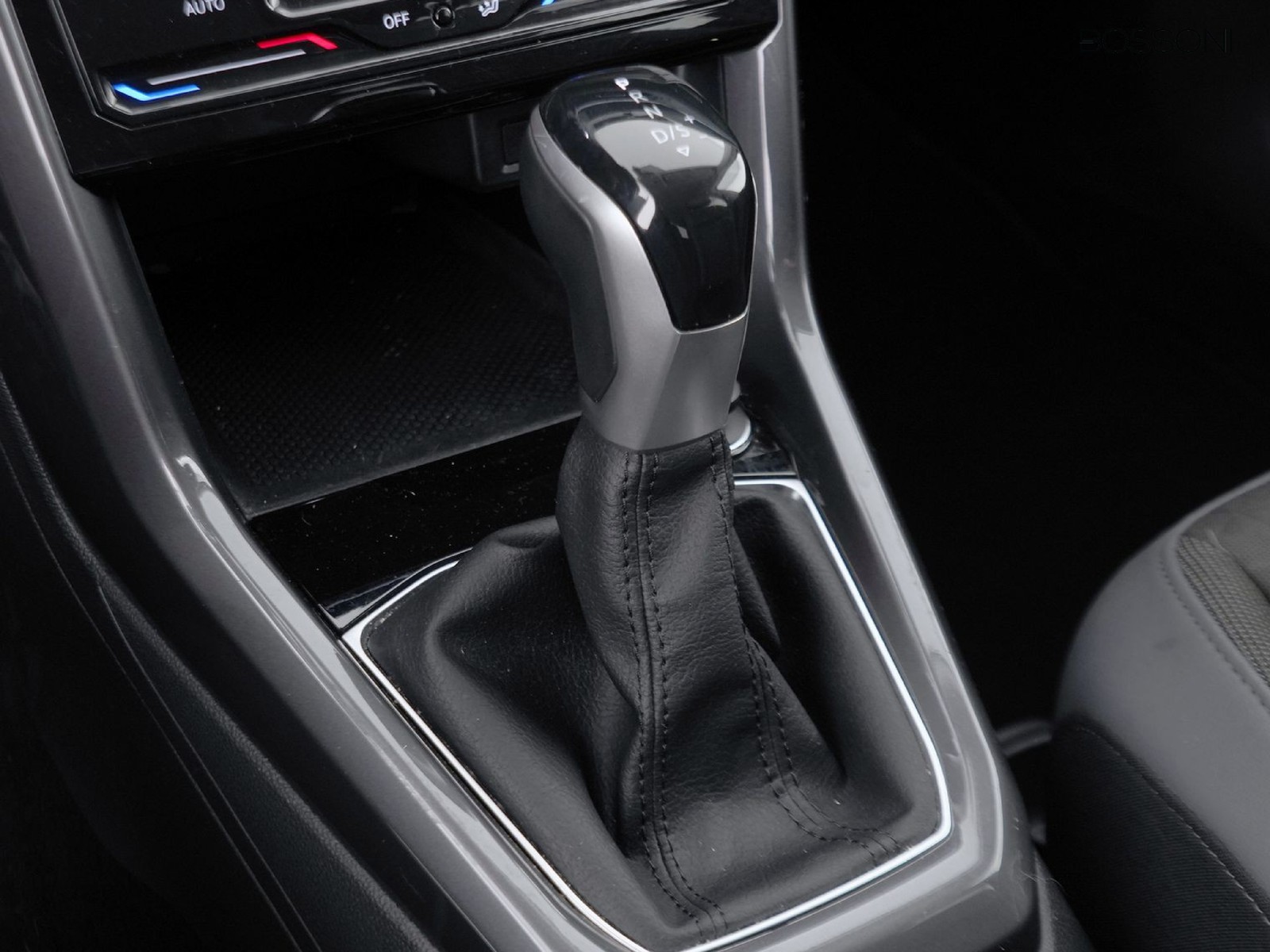 22 - Volkswagen T-Cross 1.0 tsi 110cv advanced dsg